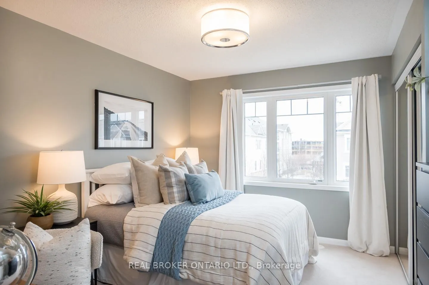 Photo 19 of 984 Nadalin Heights, Milton, Willmott — HOMEH