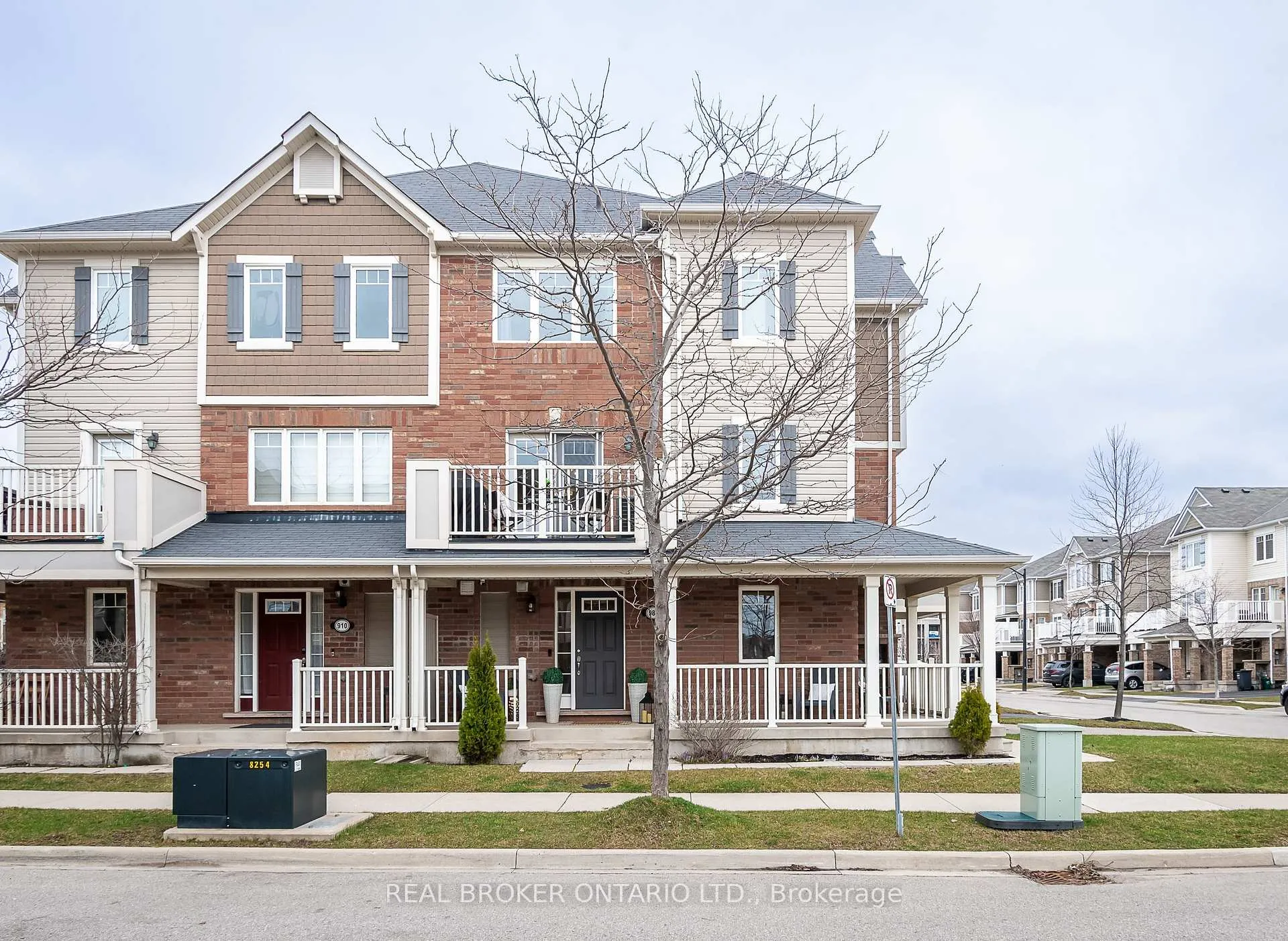 Photo 32 of 984 Nadalin Heights, Milton, Willmott — HOMEH