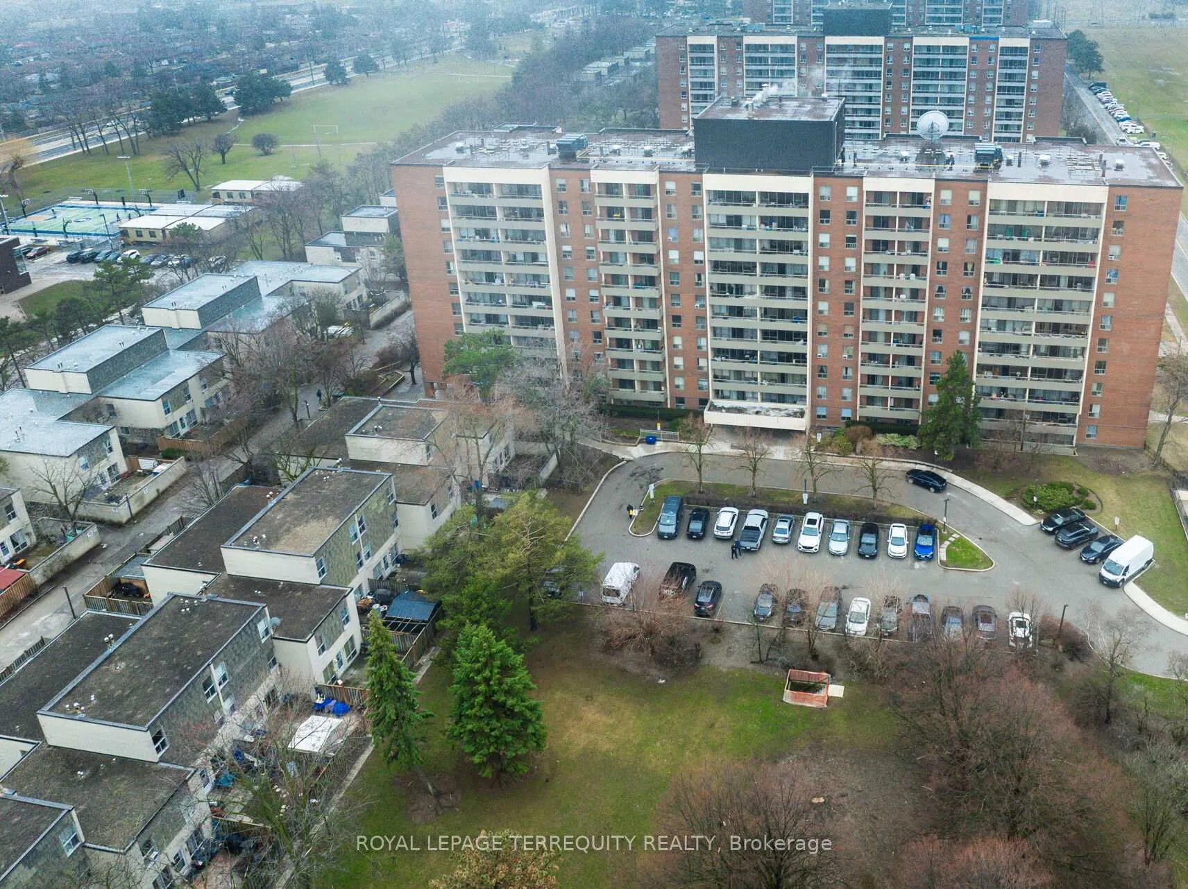 Photo 30 of Unit 802, 19 Four Winds Drive, North York, York University Heights — HOMEH