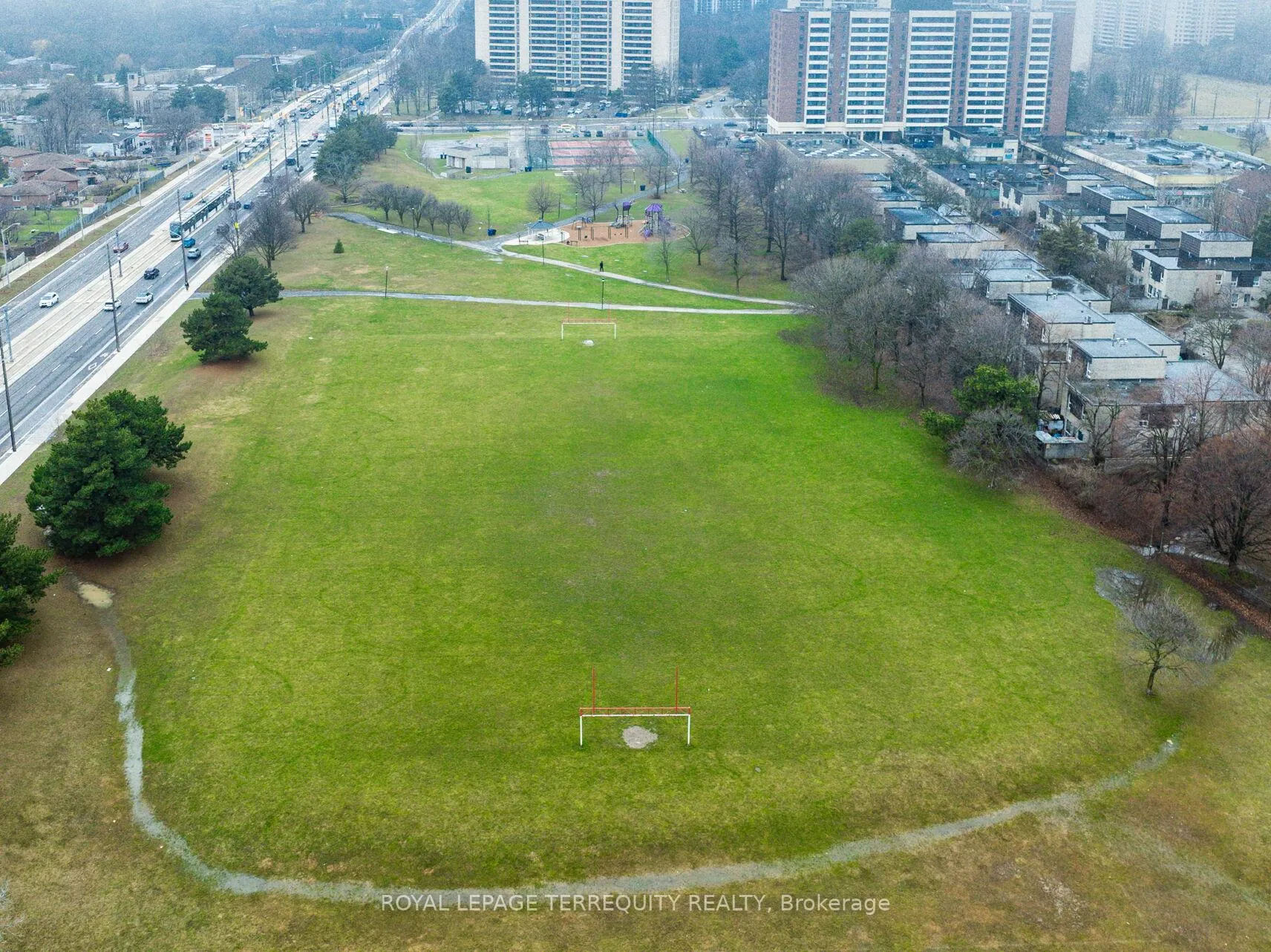 Photo 31 of Unit 802, 19 Four Winds Drive, North York, York University Heights — HOMEH