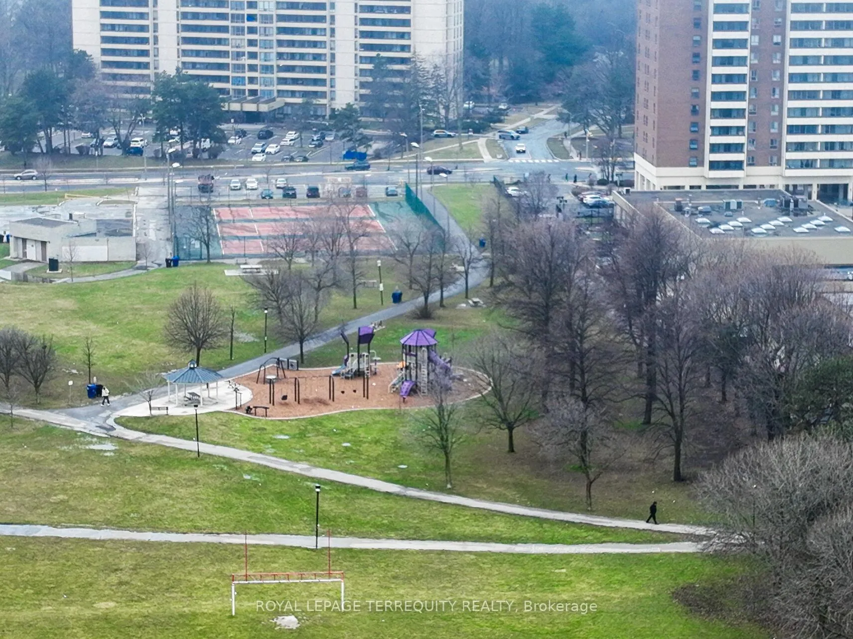 Photo 32 of Unit 802, 19 Four Winds Drive, North York, York University Heights — HOMEH
