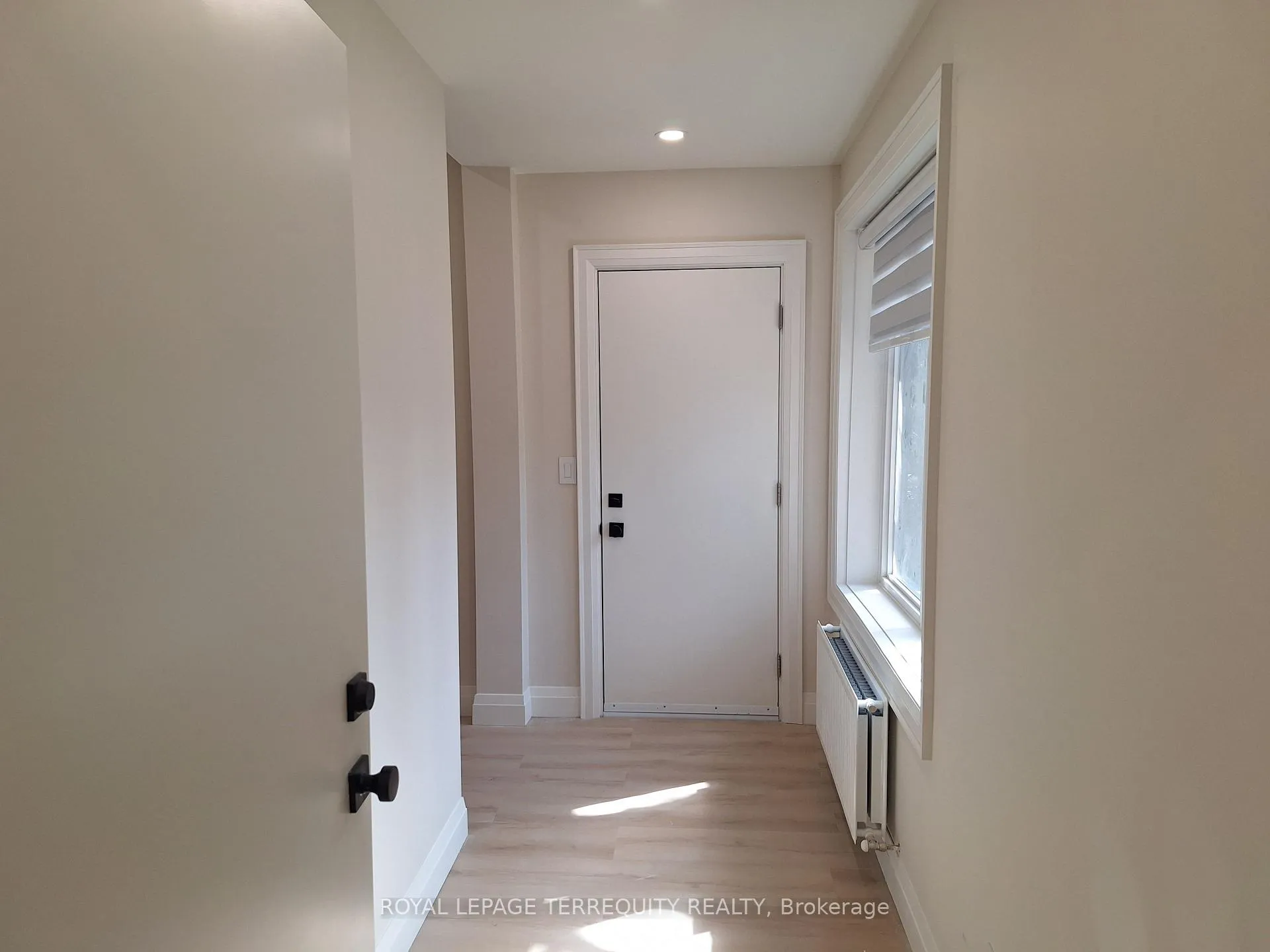 Photo 2 of Unit 3, 165 Bay Street E, Blue Mountains — HOMEH