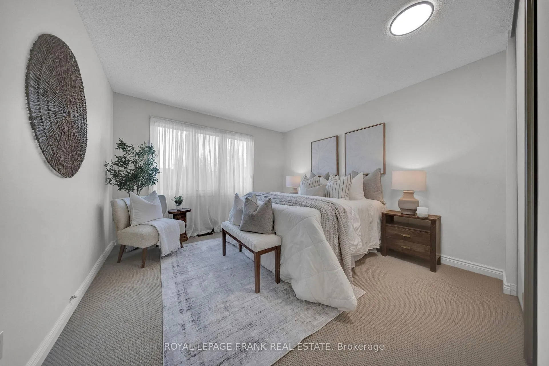 Photo 16 of 86 Devondale Street, Clarington, Courtice — HOMEH