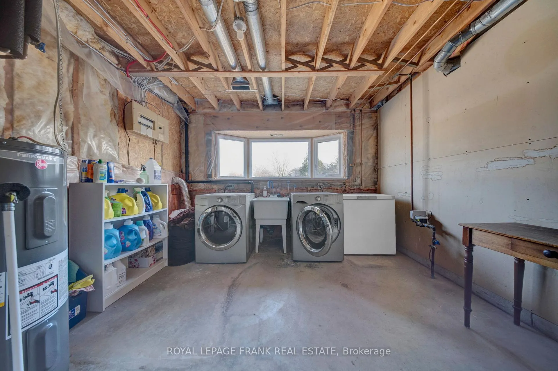 Photo 26 of 86 Devondale Street, Clarington, Courtice — HOMEH
