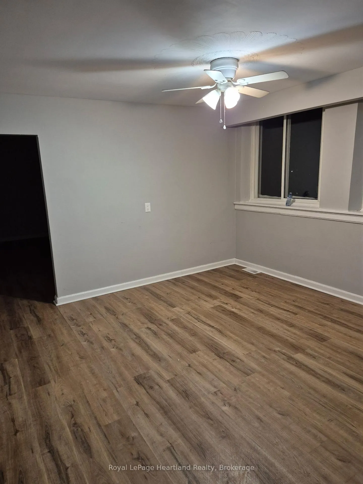 Photo 4 of Unit 6, 10 William Street N, Minto — HOMEH