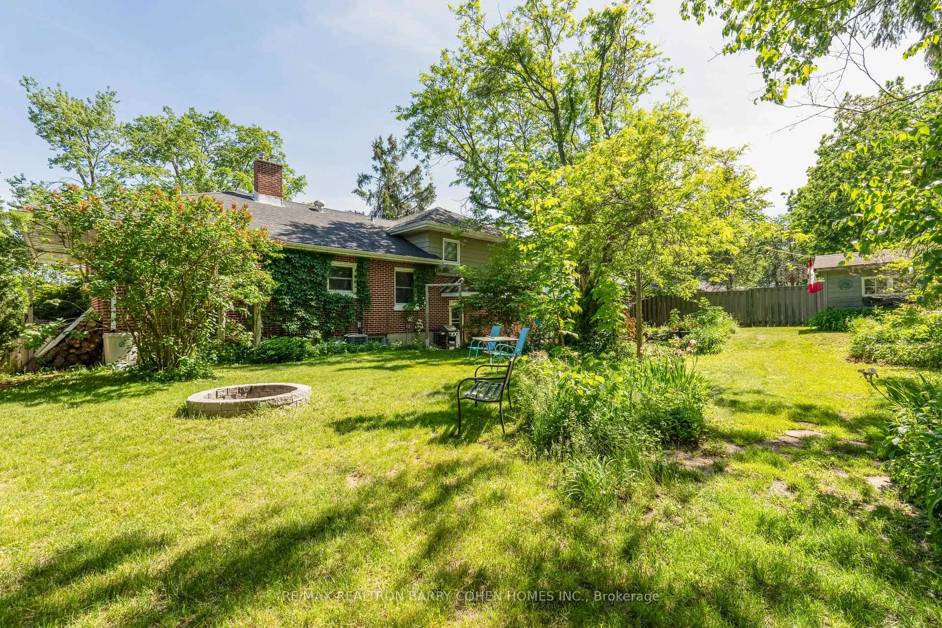 Photo 44 of 62 Letitia Street, Barrie, Sunnidale — HOMEH