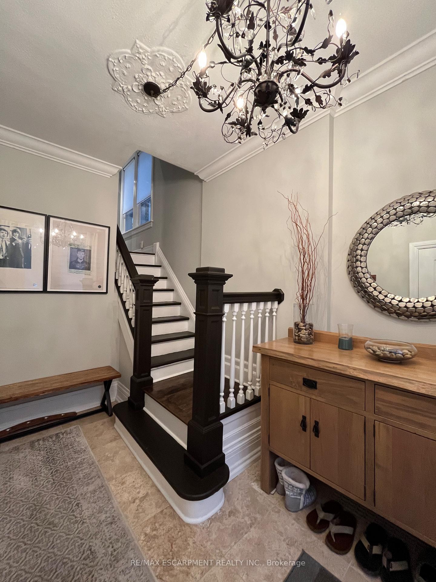Photo 4 of Unit 2, 281 Park Street S, Hamilton, Durand — HOMEH