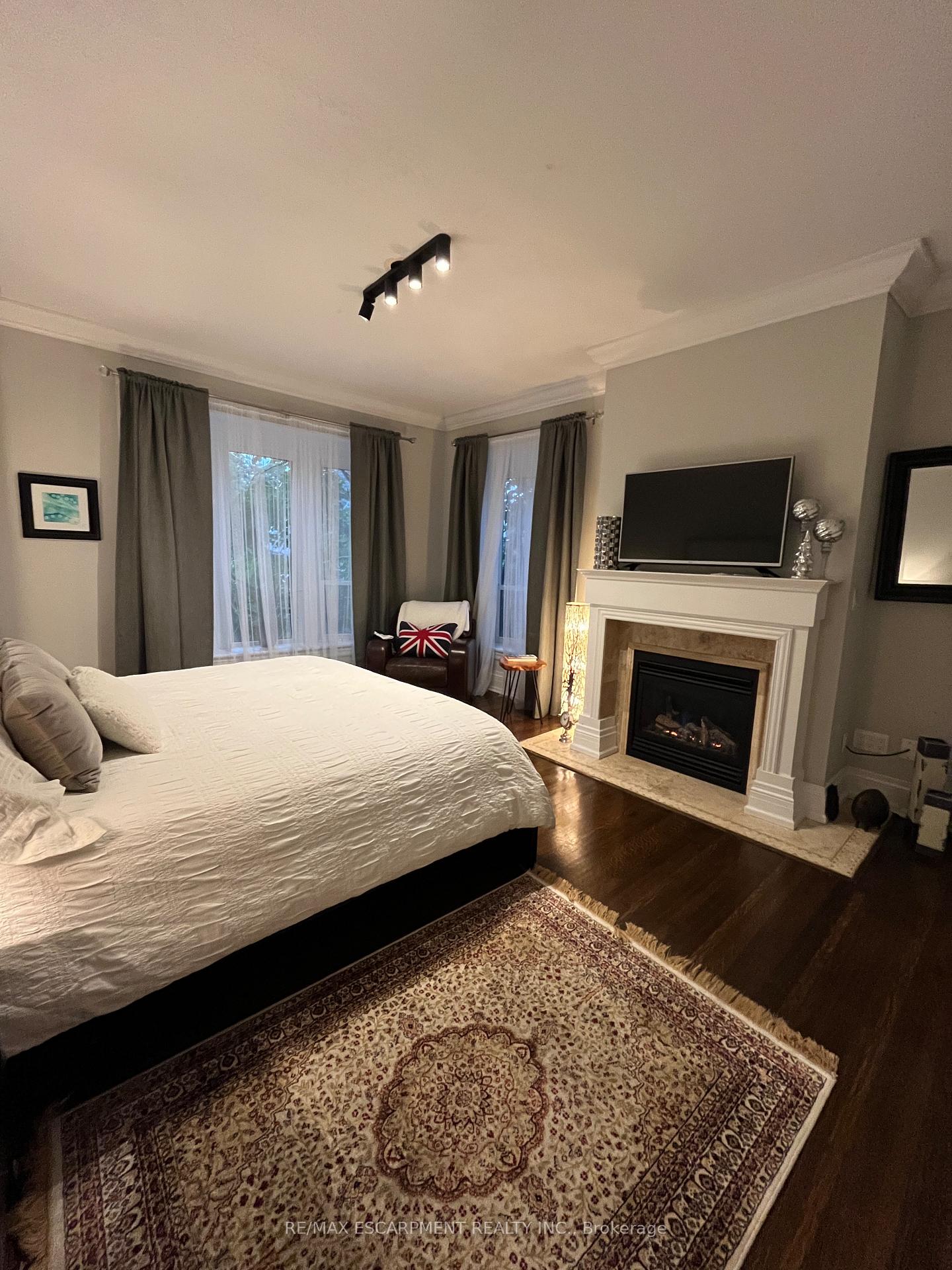 Photo 14 of Unit 2, 281 Park Street S, Hamilton, Durand — HOMEH