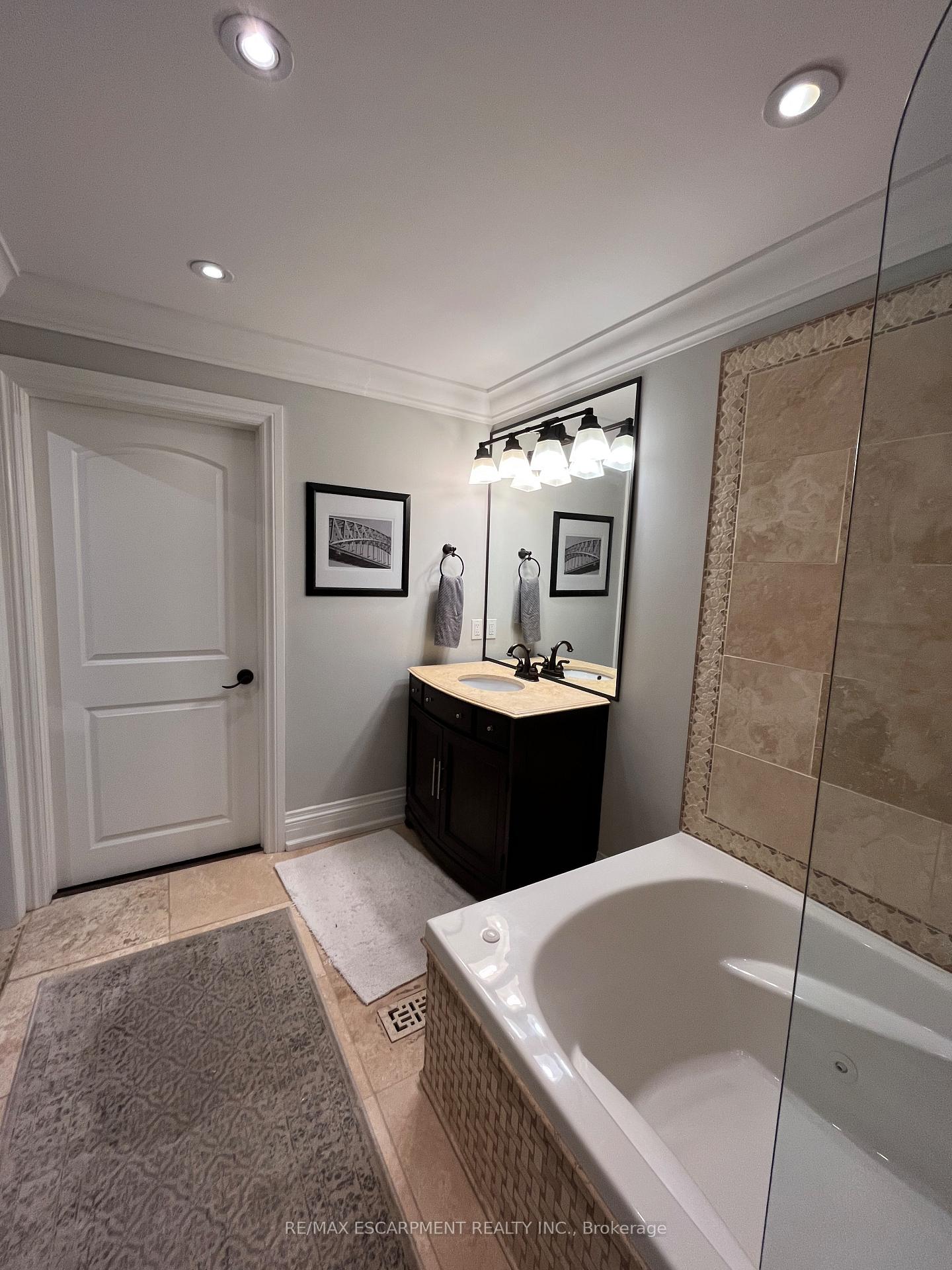 Photo 18 of Unit 2, 281 Park Street S, Hamilton, Durand — HOMEH