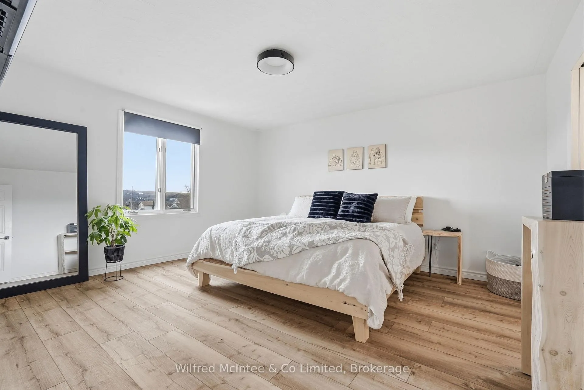 Photo 23 of 214 Hinks Street, Brockton — HOMEH
