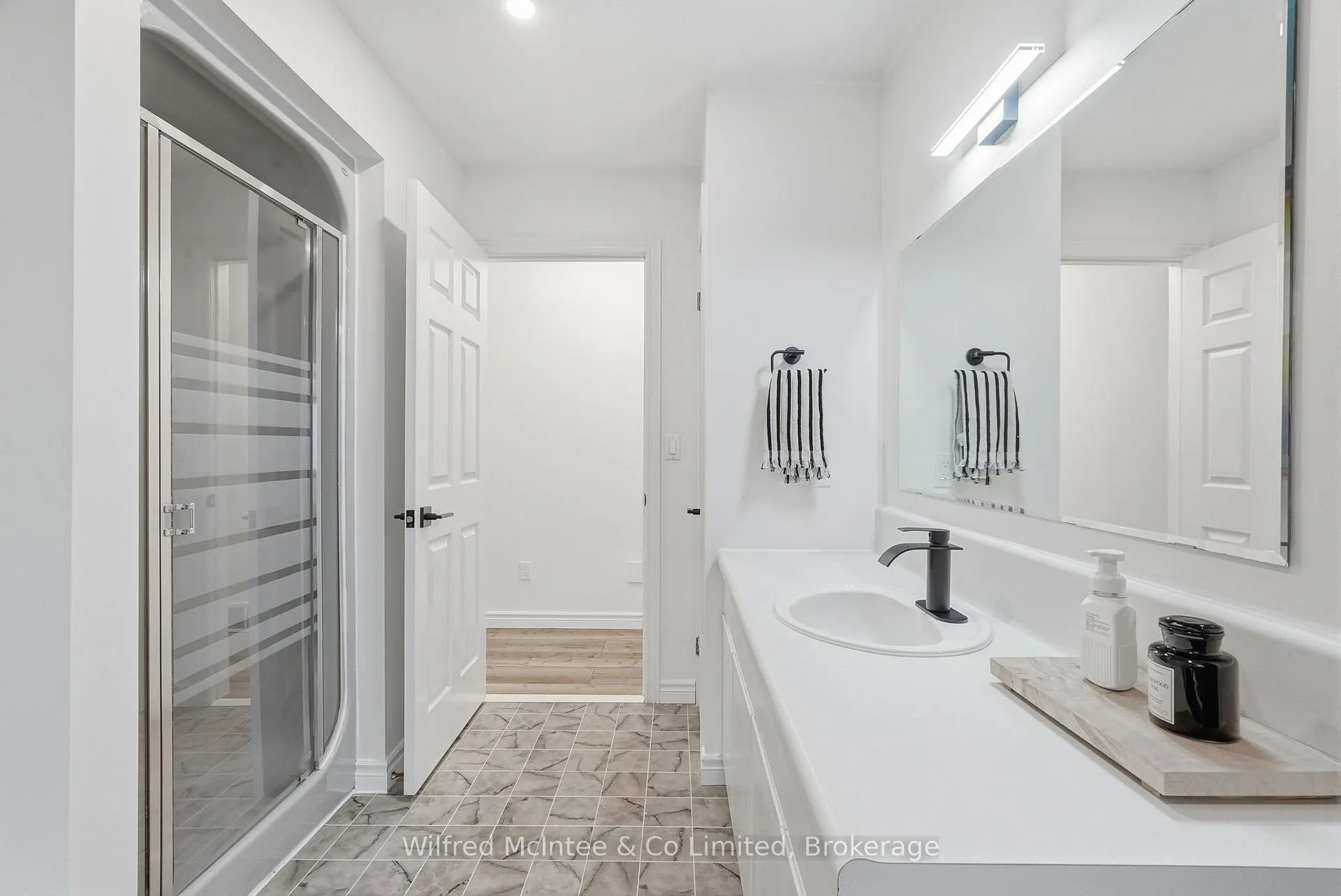 Photo 26 of 214 Hinks Street, Brockton — HOMEH
