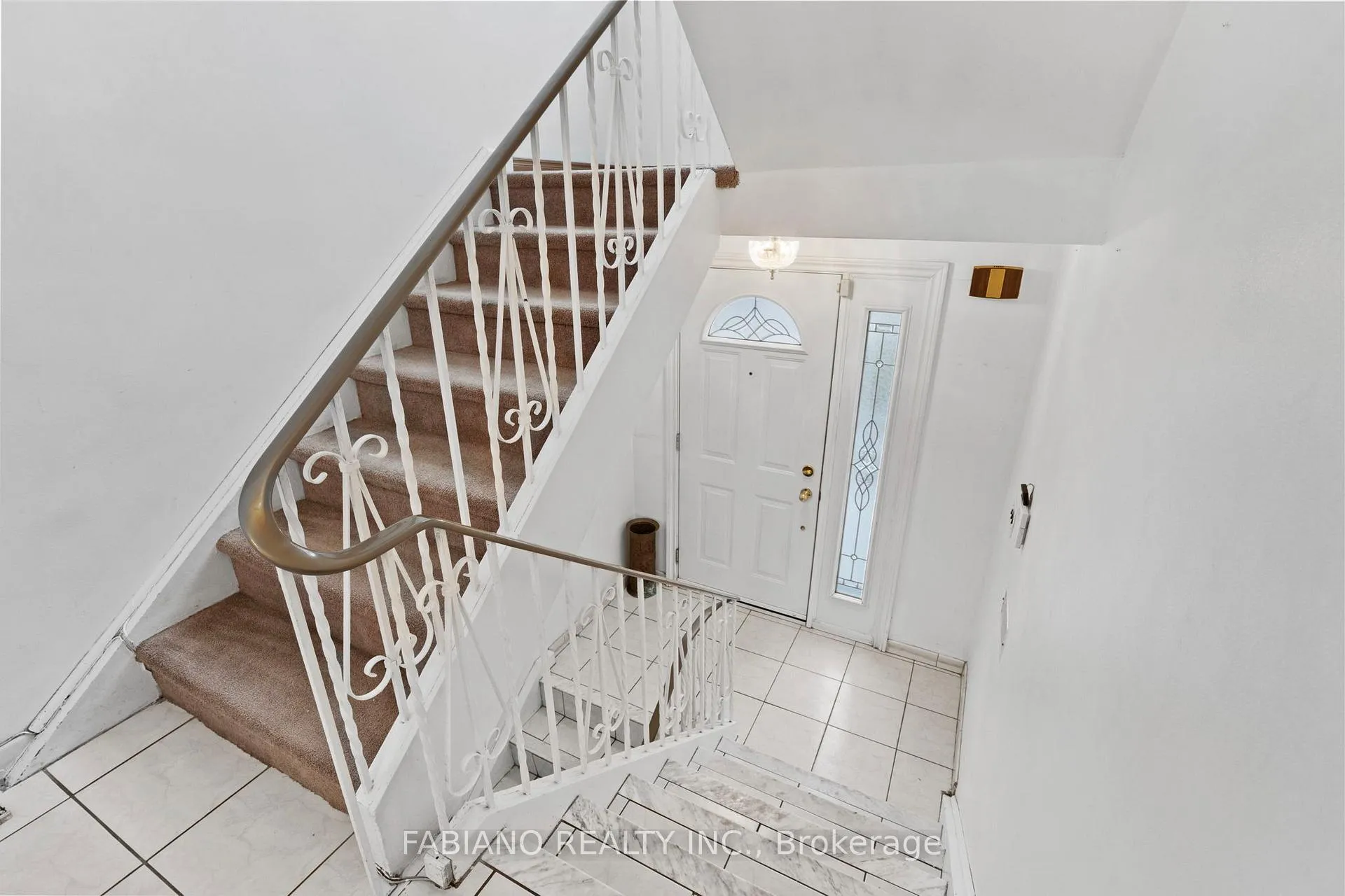 Photo 6 of 80 Cayuga Avenue, Toronto, Rockcliffe-Smythe — HOMEH
