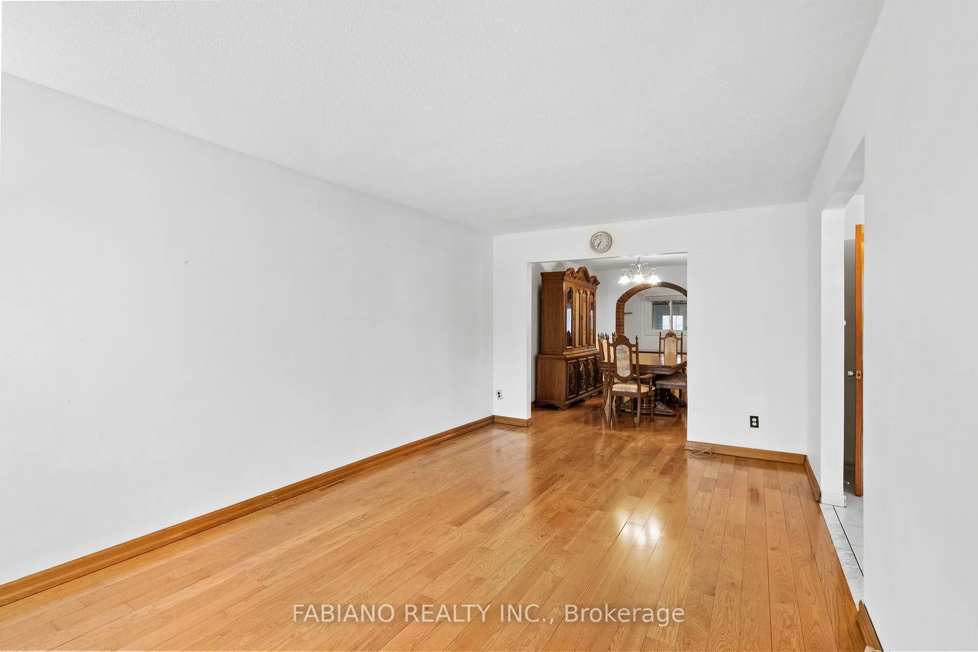 Photo 7 of 80 Cayuga Avenue, Toronto, Rockcliffe-Smythe — HOMEH