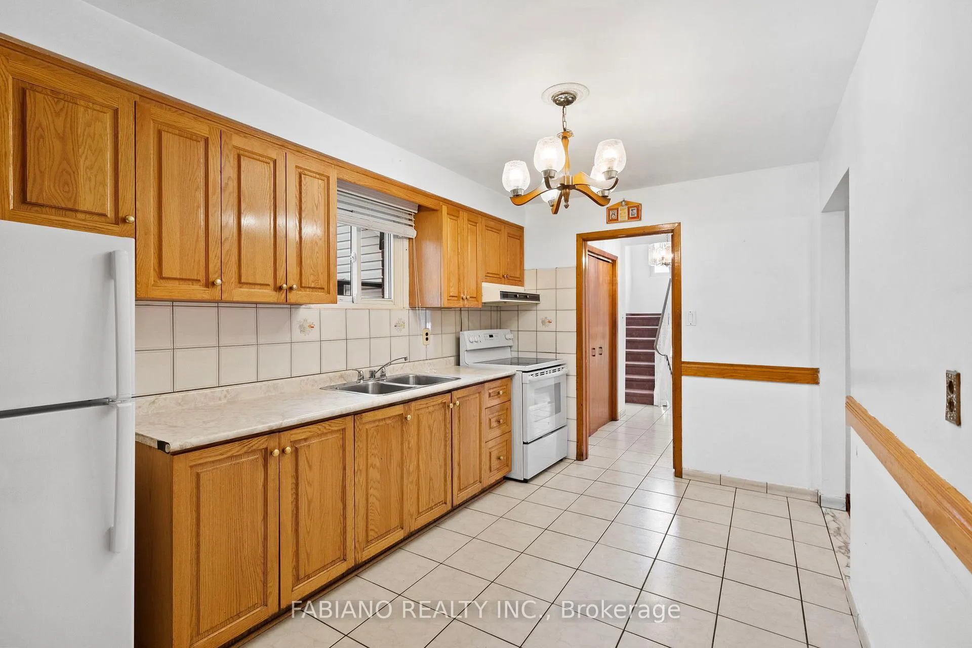 Photo 12 of 80 Cayuga Avenue, Toronto, Rockcliffe-Smythe — HOMEH