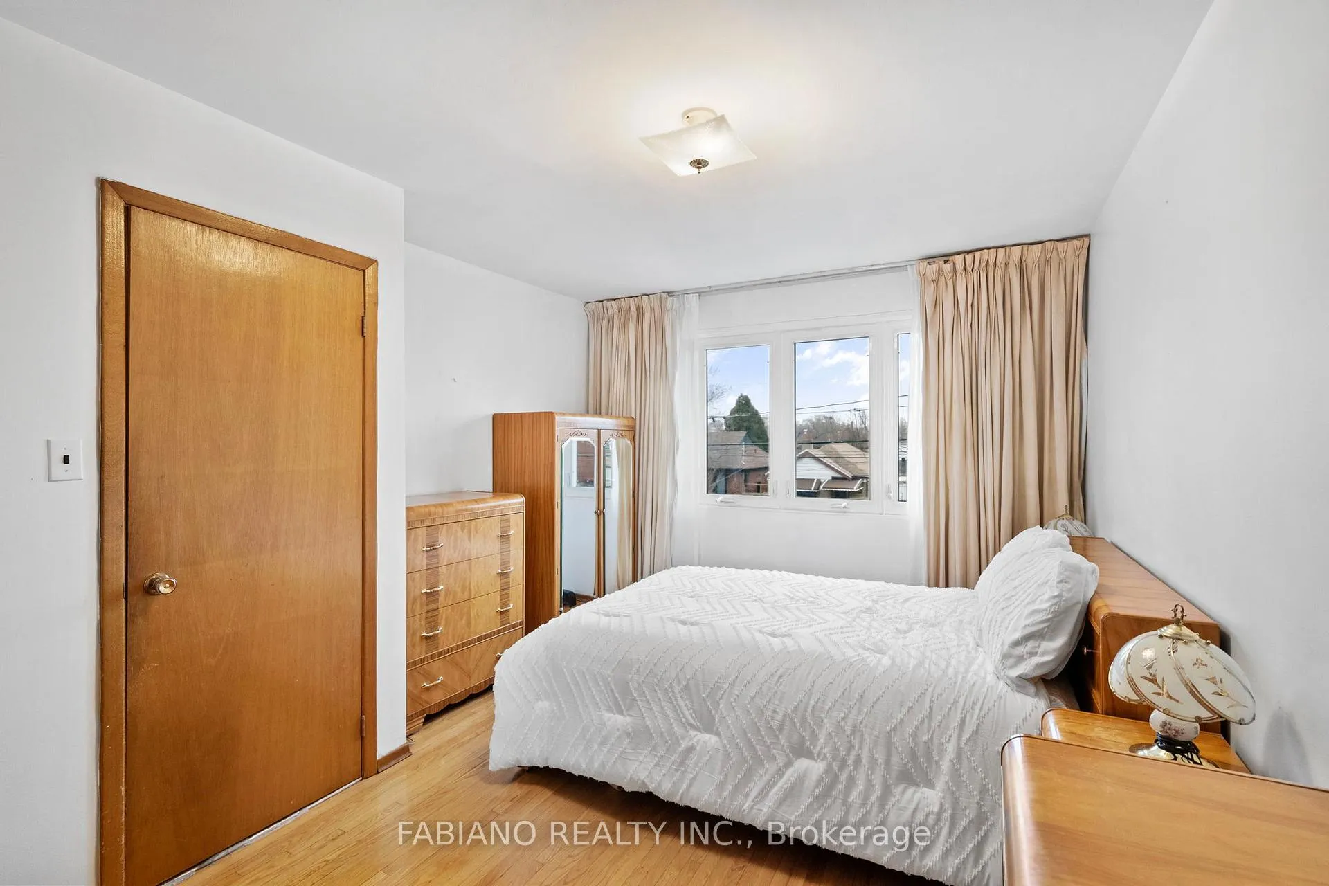 Photo 21 of 80 Cayuga Avenue, Toronto, Rockcliffe-Smythe — HOMEH