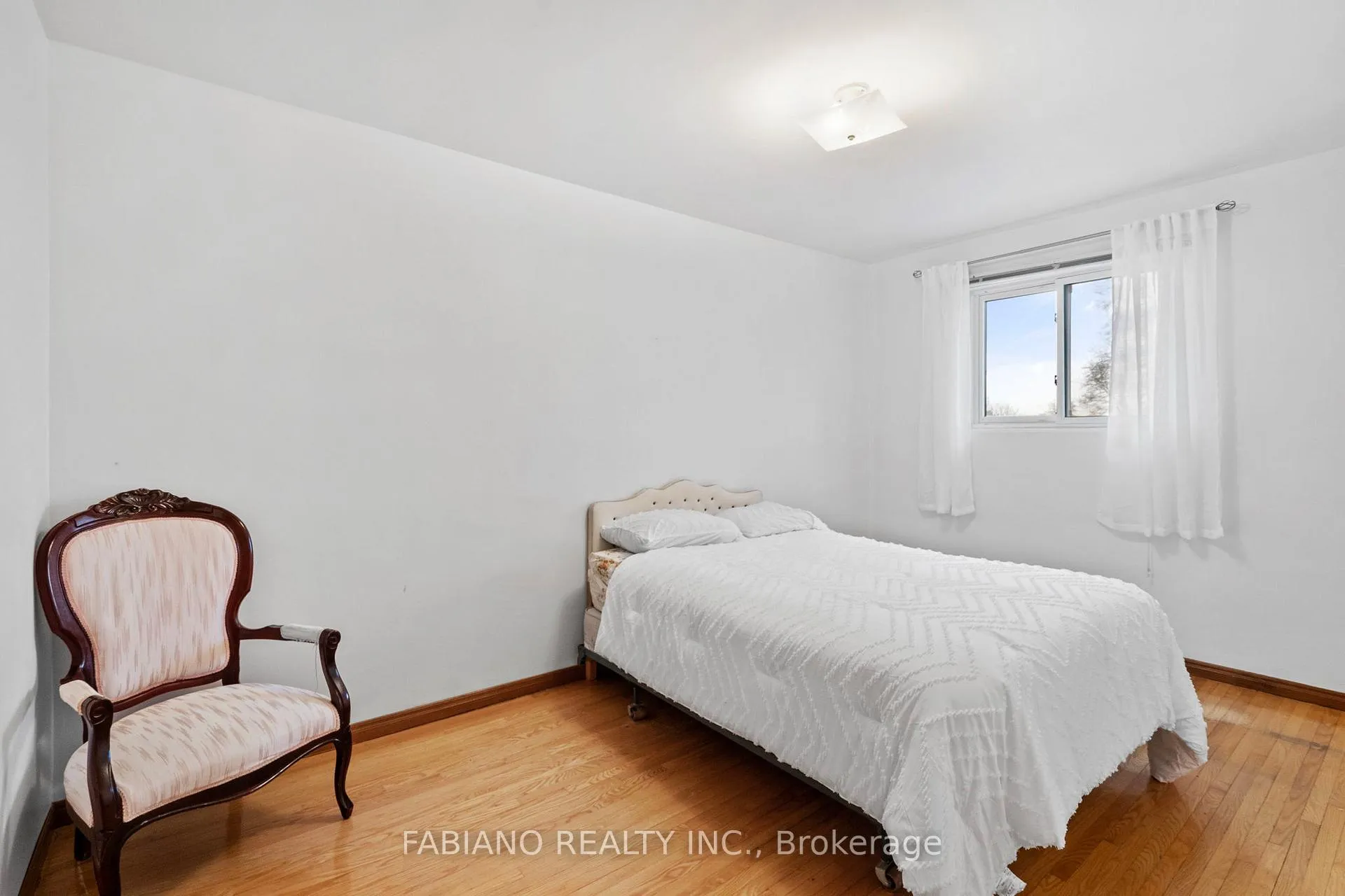 Photo 25 of 80 Cayuga Avenue, Toronto, Rockcliffe-Smythe — HOMEH