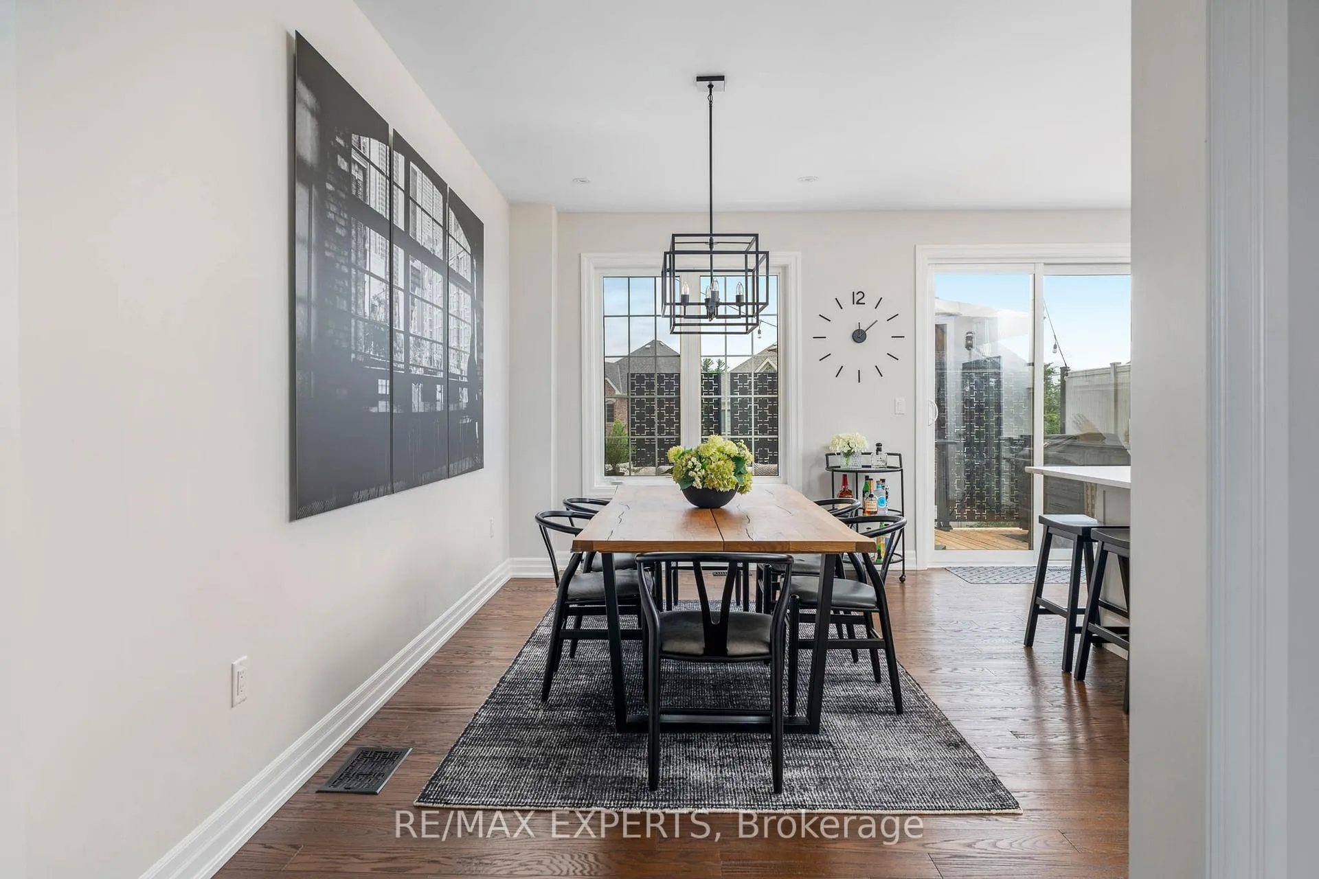 Photo 6 of 293 Kleinburg Summit Way, Vaughan, Kleinburg — HOMEH