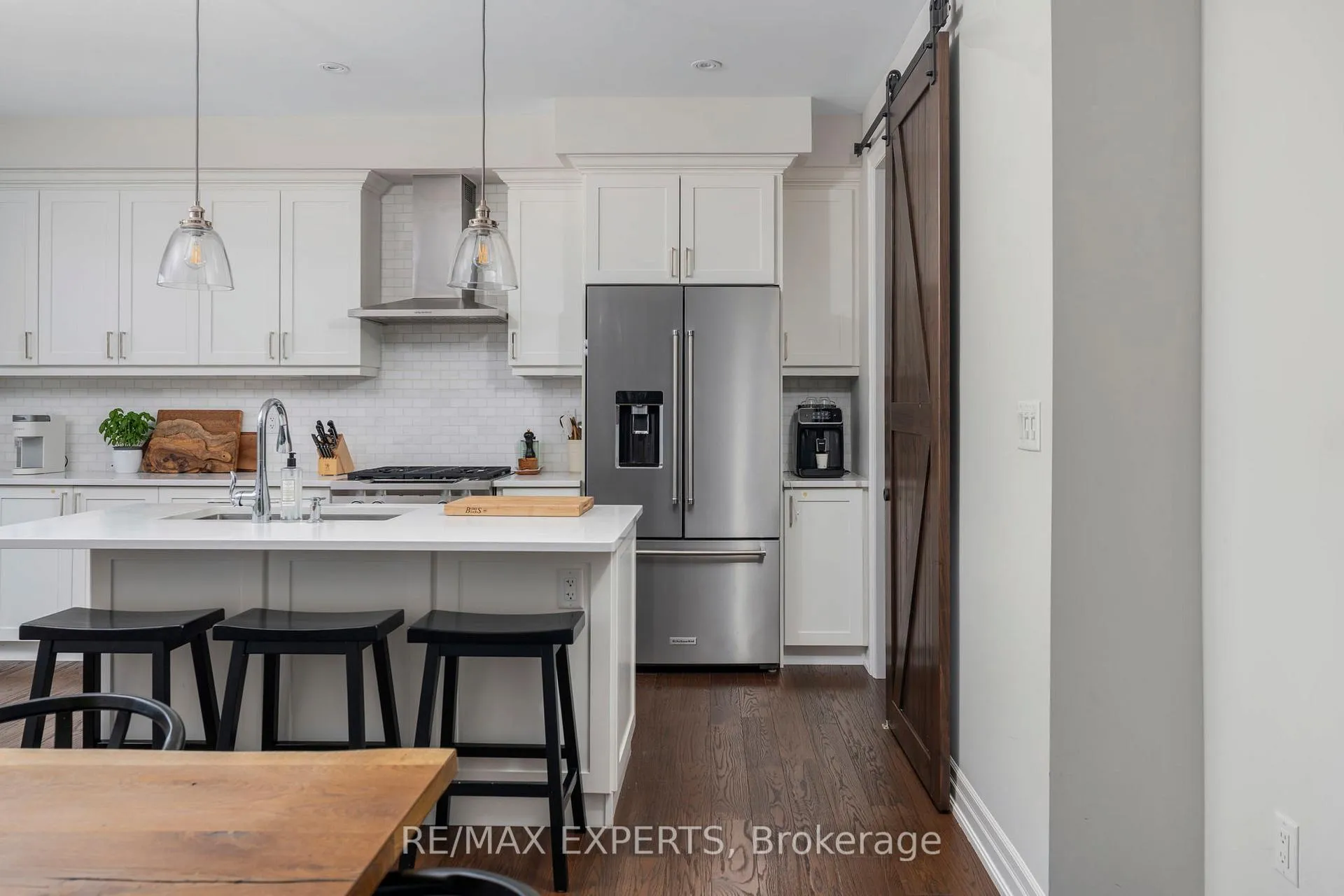 Photo 10 of 293 Kleinburg Summit Way, Vaughan, Kleinburg — HOMEH