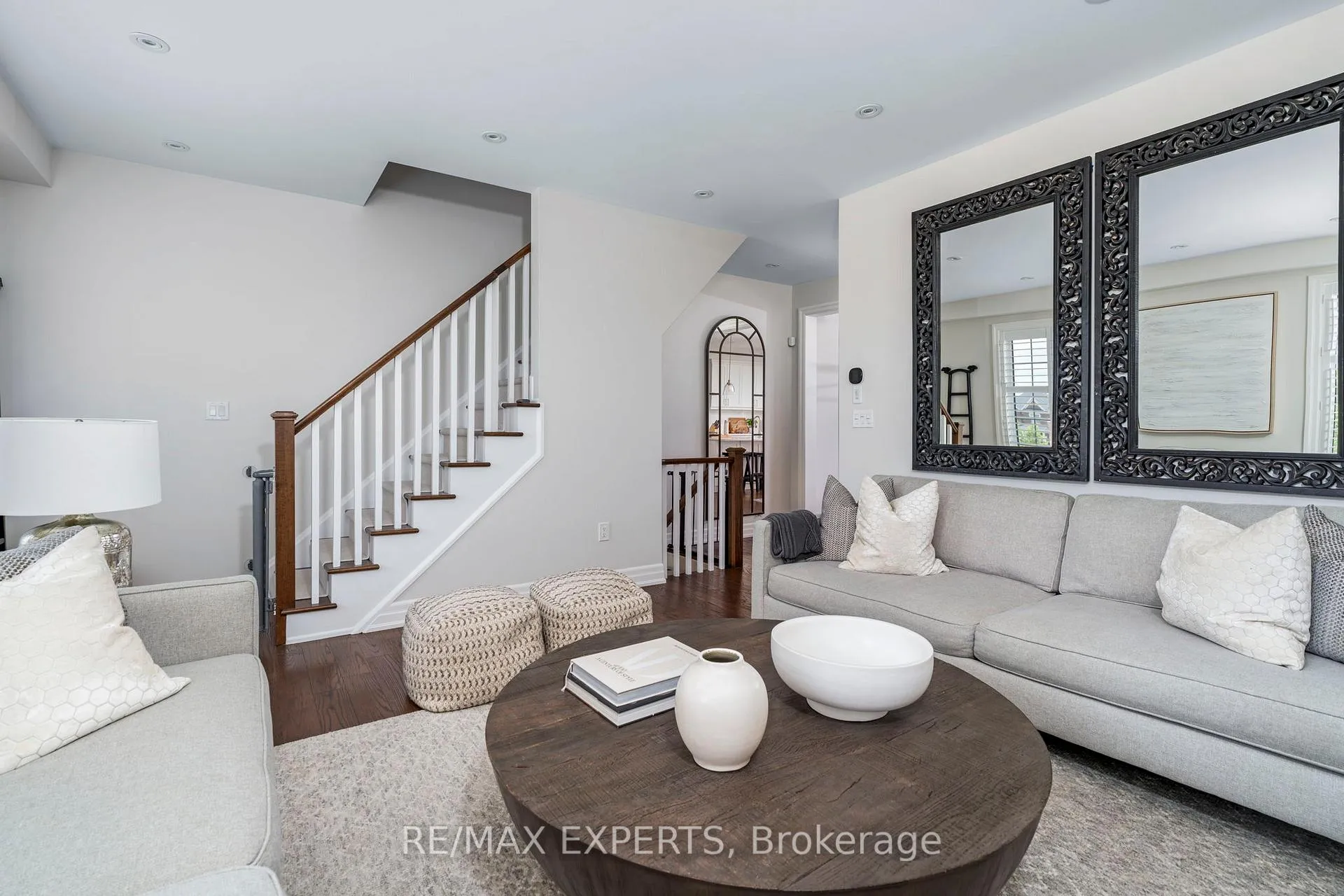Photo 23 of 293 Kleinburg Summit Way, Vaughan, Kleinburg — HOMEH