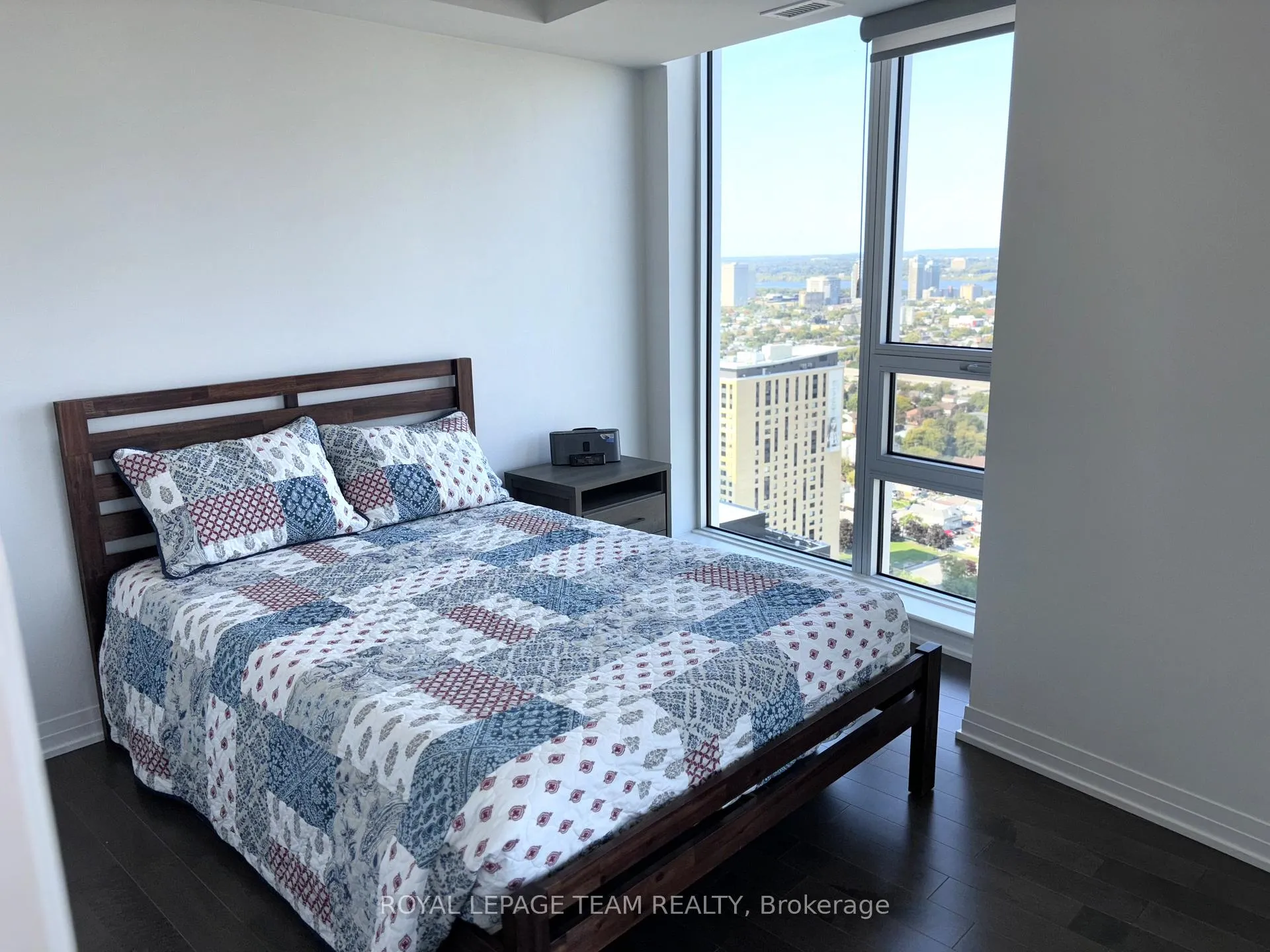 Photo 10 of Unit 3801, 805 Carling Avenue, Ottawa, West Centre Town — HOMEH