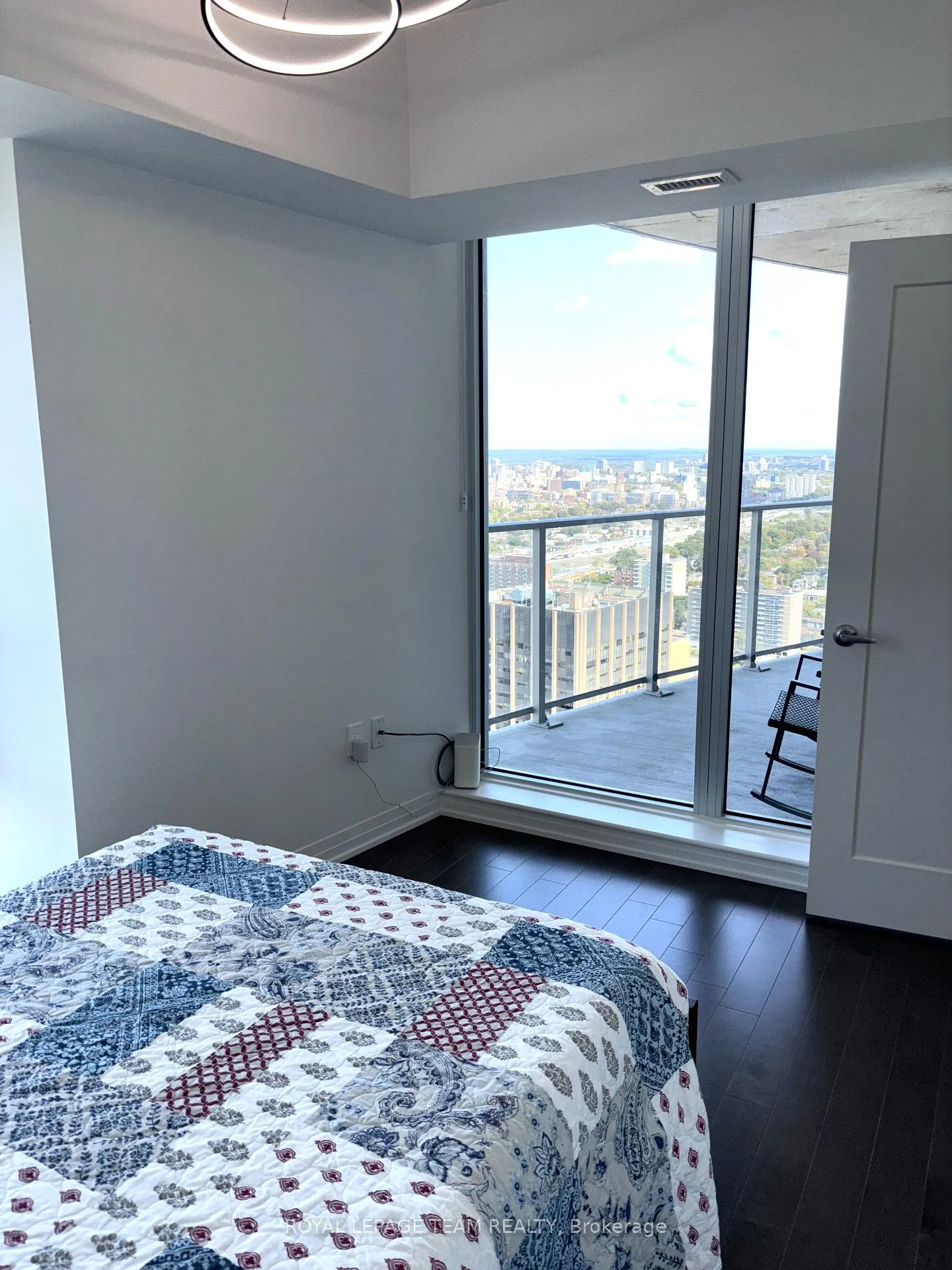 Photo 12 of Unit 3801, 805 Carling Avenue, Ottawa, West Centre Town — HOMEH