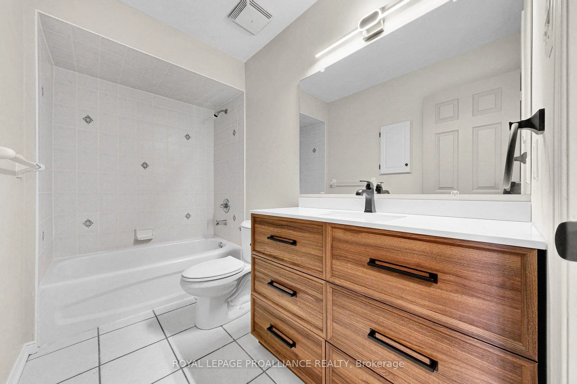 Photo 22 of 58 Coleridge Drive, Newmarket, Summerhill Estates — HOMEH