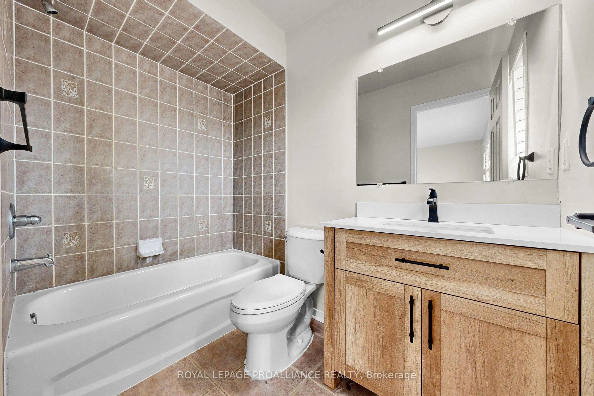 Photo 27 of 58 Coleridge Drive, Newmarket, Summerhill Estates — HOMEH
