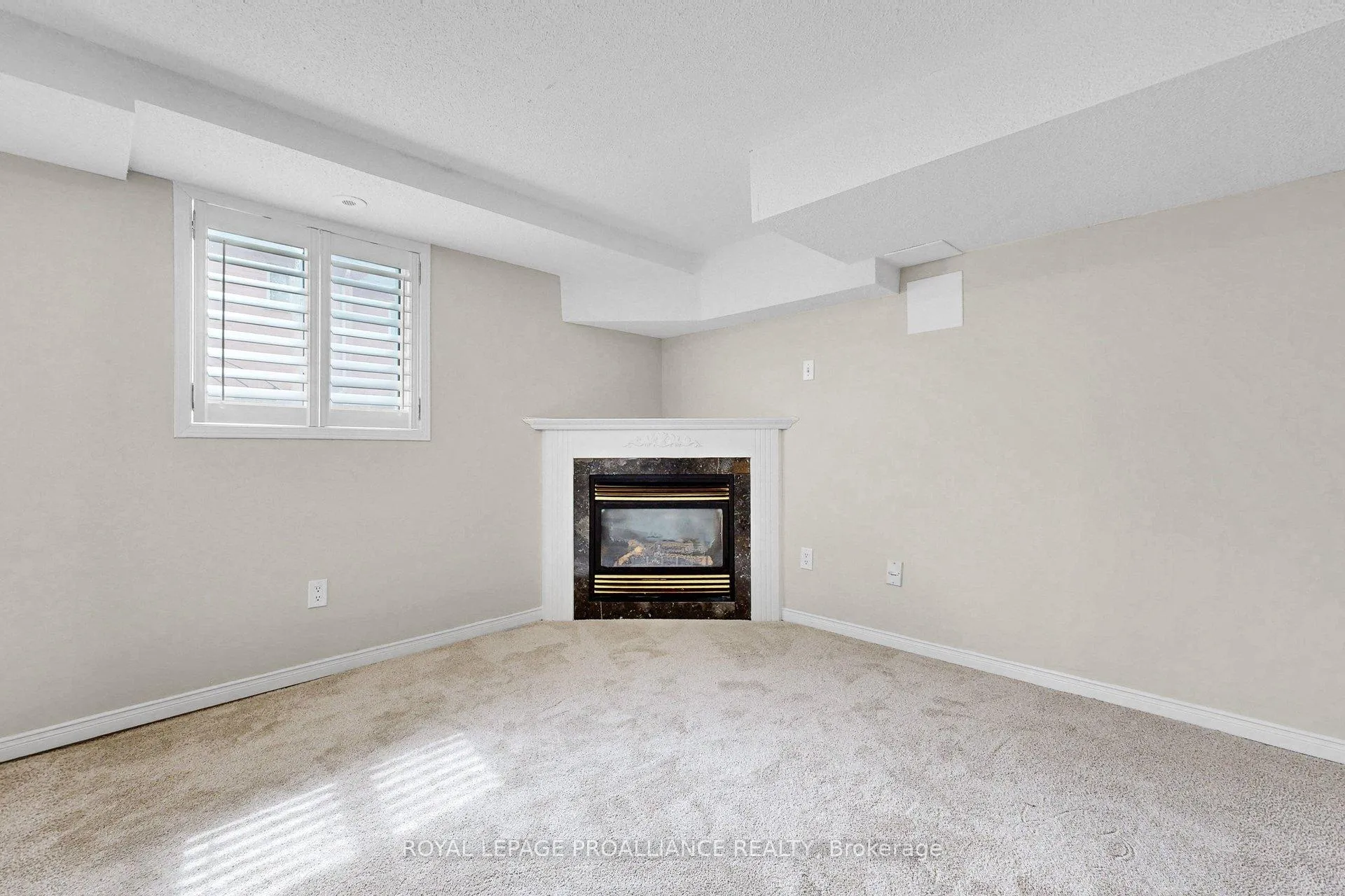 Photo 37 of 58 Coleridge Drive, Newmarket, Summerhill Estates — HOMEH