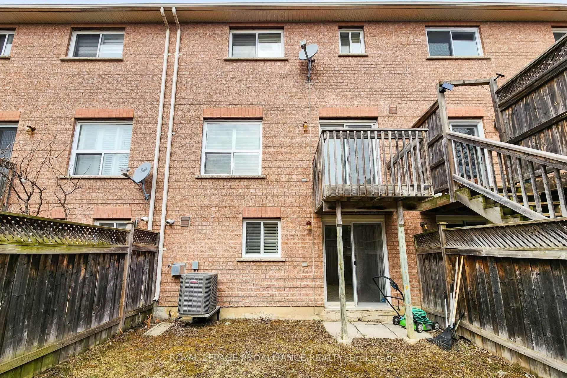 Photo 41 of 58 Coleridge Drive, Newmarket, Summerhill Estates — HOMEH