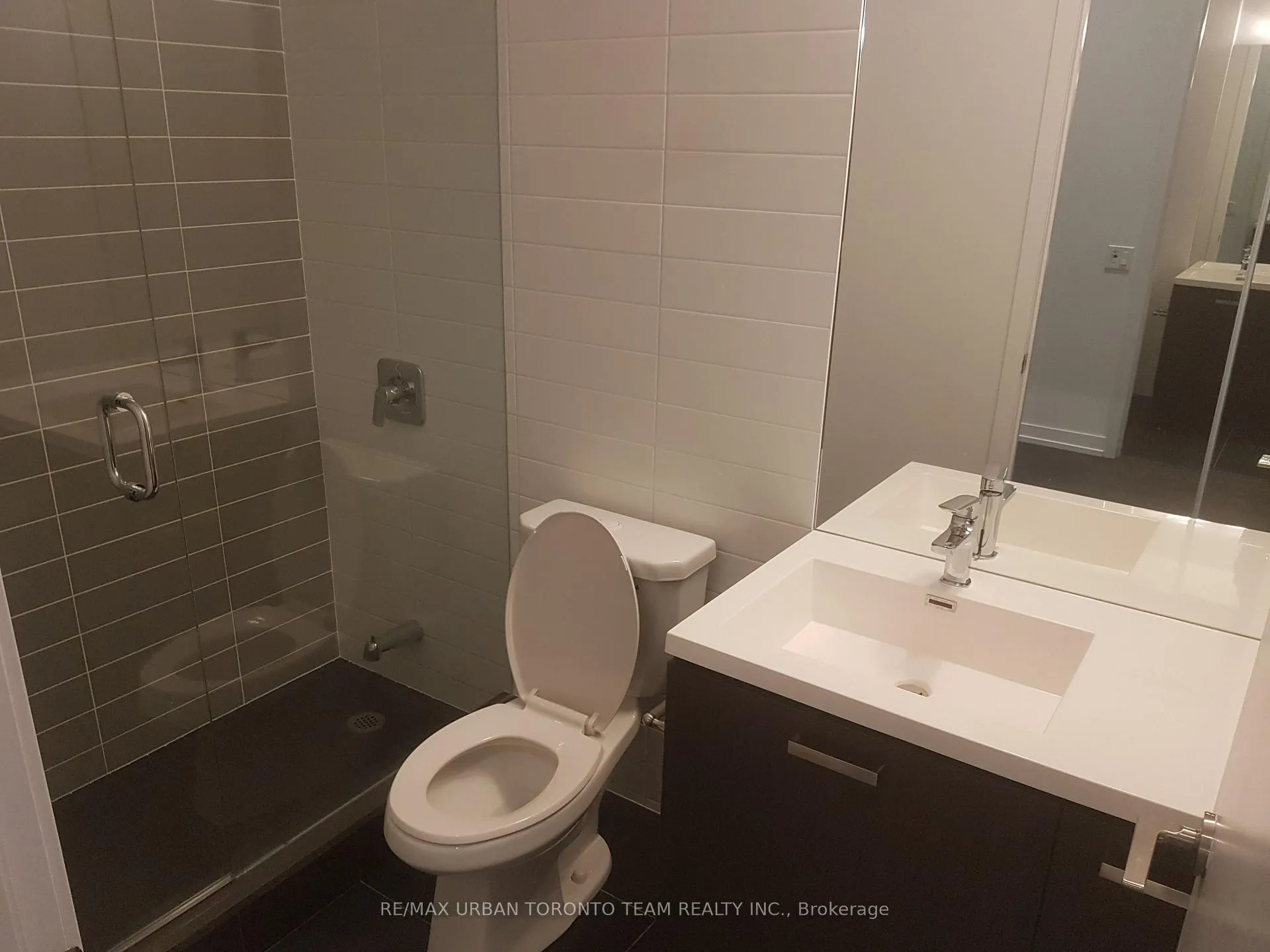 Photo 10 of Unit 202, 125 Redpath Avenue, Toronto, Mount Pleasant East — HOMEH