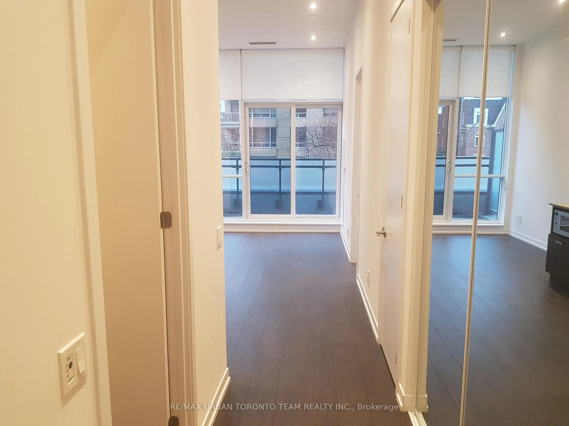 Photo 12 of Unit 202, 125 Redpath Avenue, Toronto, Mount Pleasant East — HOMEH