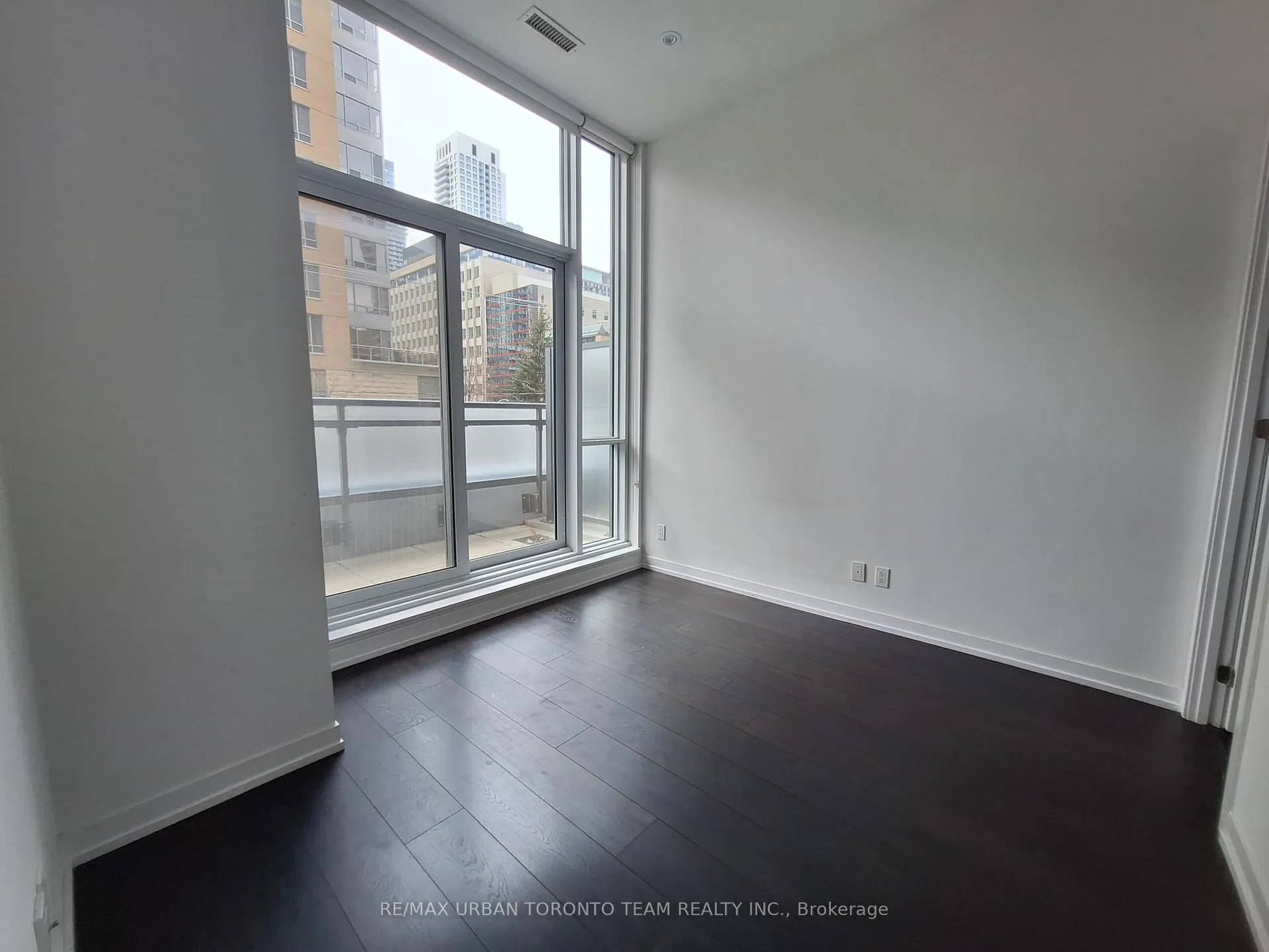 Photo 13 of Unit 202, 125 Redpath Avenue, Toronto, Mount Pleasant East — HOMEH