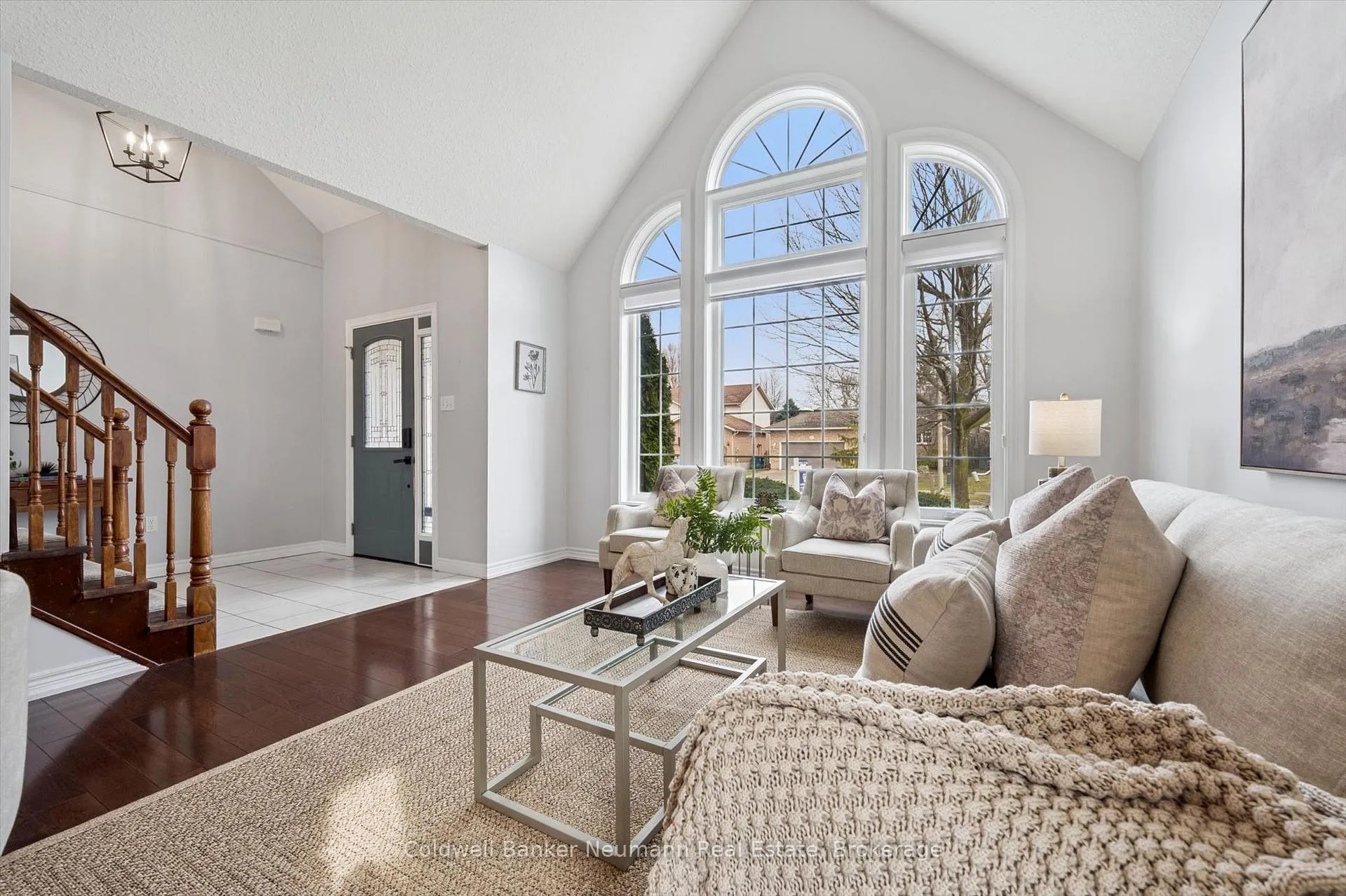 Photo 8 of 46 Sandpiper Drive, Guelph, Kortright Hills — HOMEH
