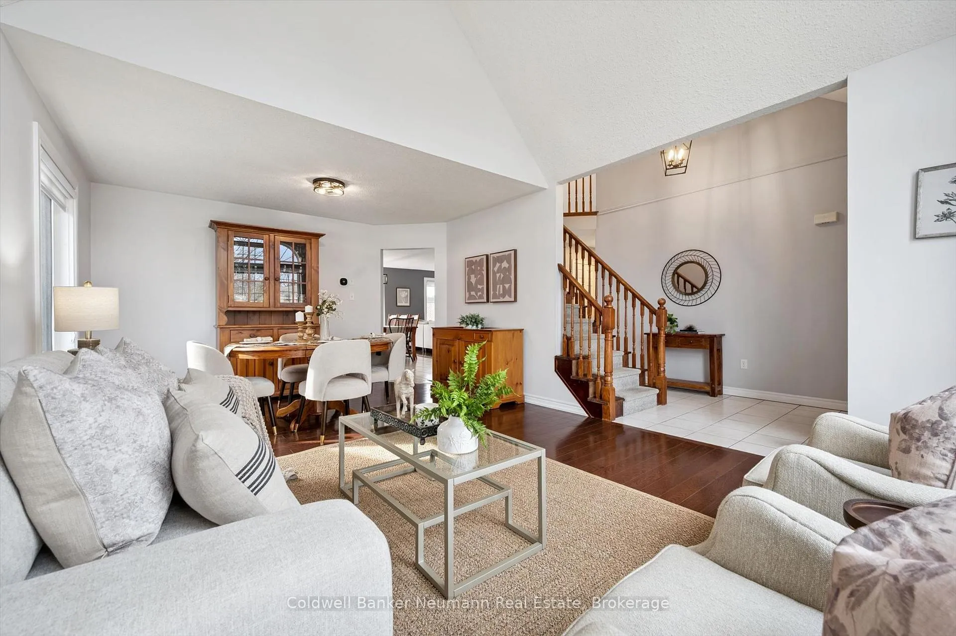 Photo 10 of 46 Sandpiper Drive, Guelph, Kortright Hills — HOMEH