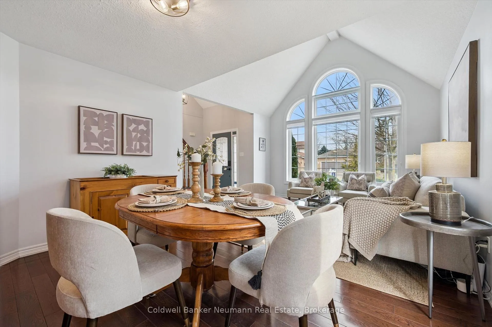 Photo 12 of 46 Sandpiper Drive, Guelph, Kortright Hills — HOMEH