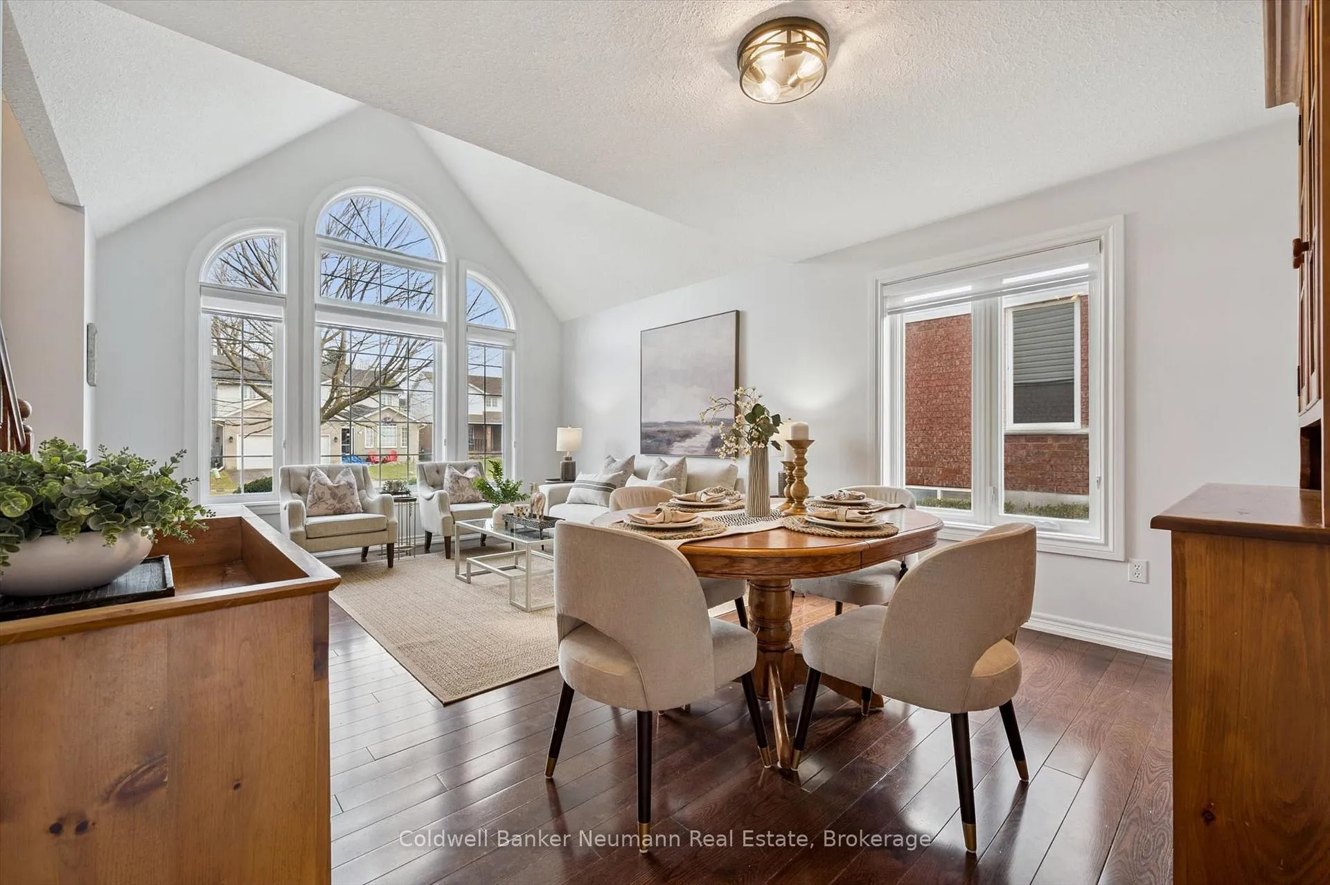Photo 13 of 46 Sandpiper Drive, Guelph, Kortright Hills — HOMEH