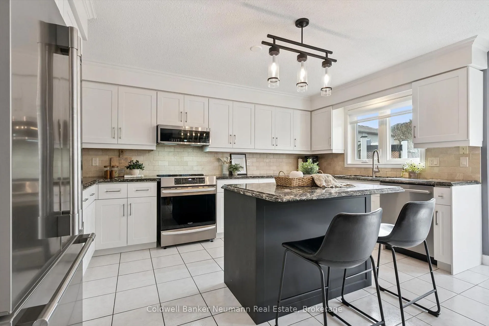 Photo 20 of 46 Sandpiper Drive, Guelph, Kortright Hills — HOMEH