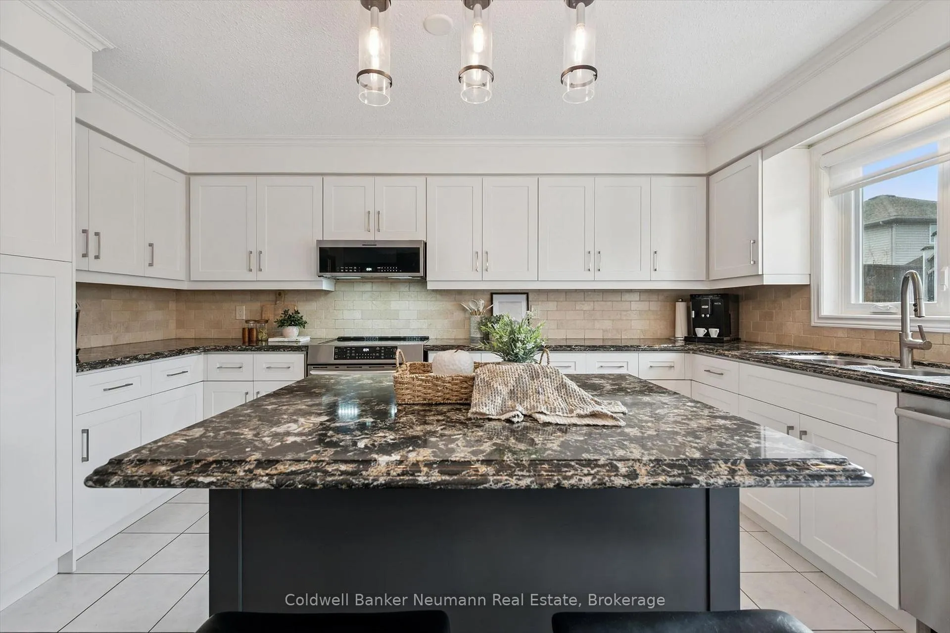 Photo 22 of 46 Sandpiper Drive, Guelph, Kortright Hills — HOMEH