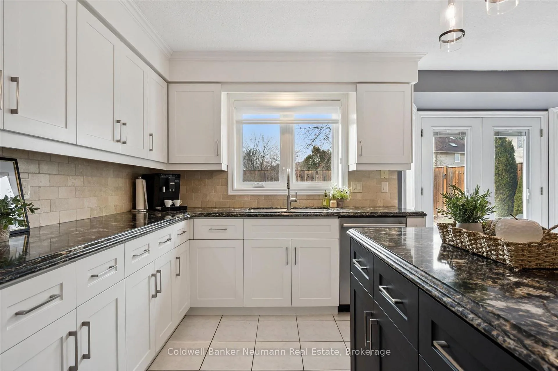 Photo 24 of 46 Sandpiper Drive, Guelph, Kortright Hills — HOMEH