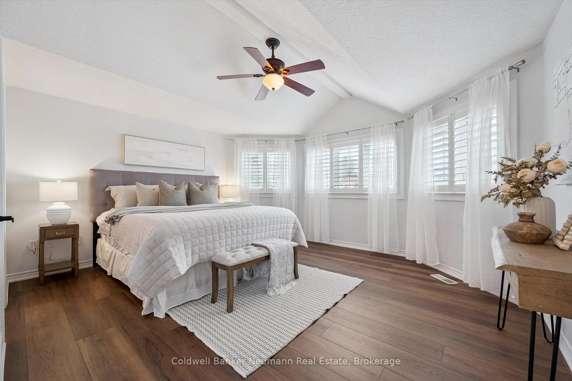 Photo 28 of 46 Sandpiper Drive, Guelph, Kortright Hills — HOMEH