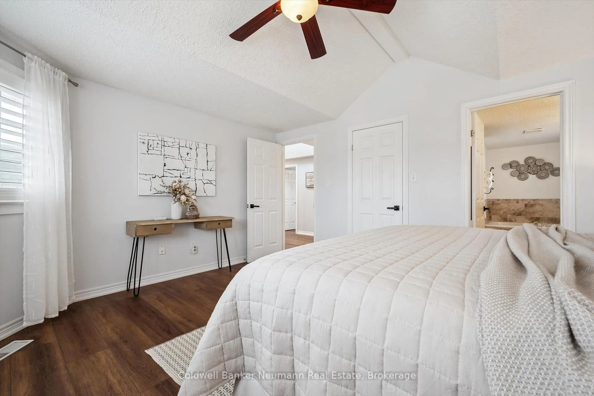 Photo 30 of 46 Sandpiper Drive, Guelph, Kortright Hills — HOMEH