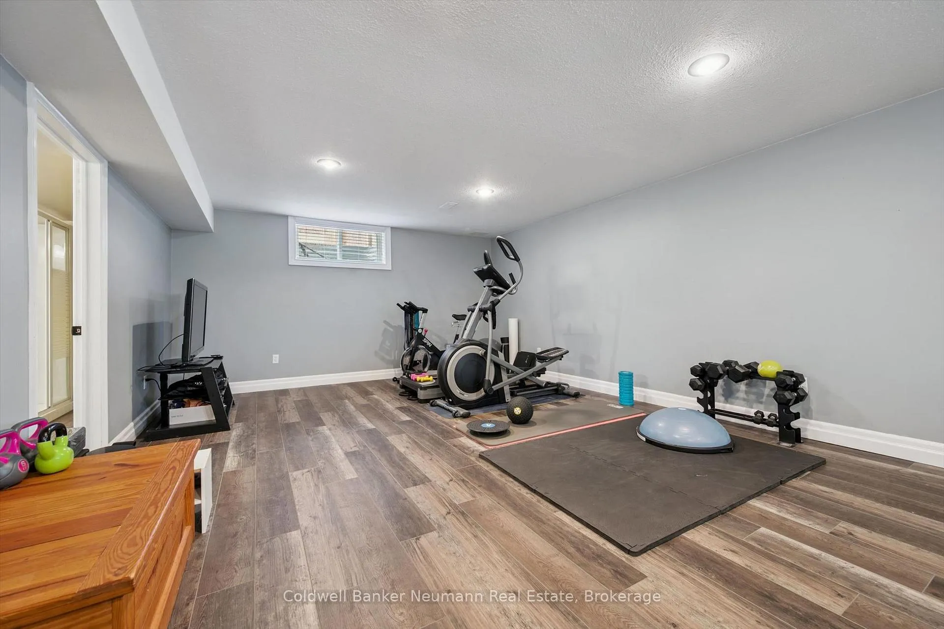 Photo 41 of 46 Sandpiper Drive, Guelph, Kortright Hills — HOMEH