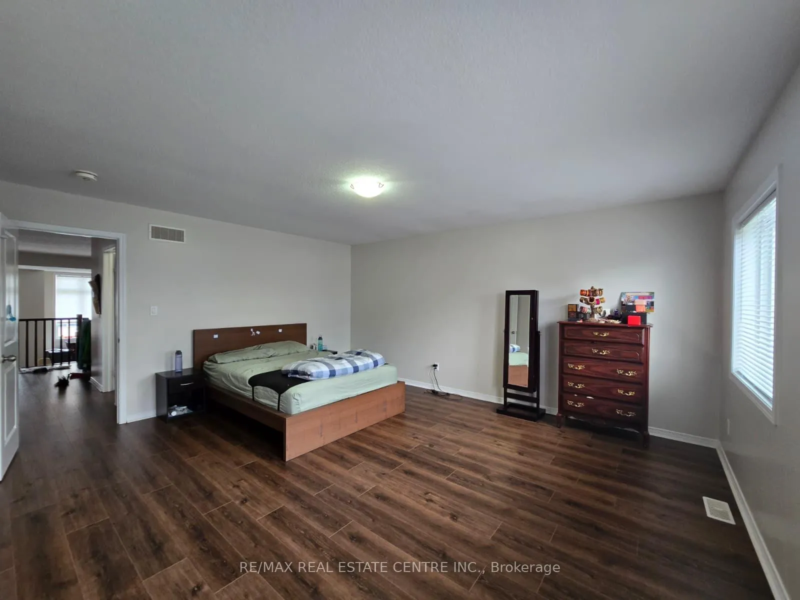Photo 12 of 292 Ginseng Street, Waterloo — HOMEH