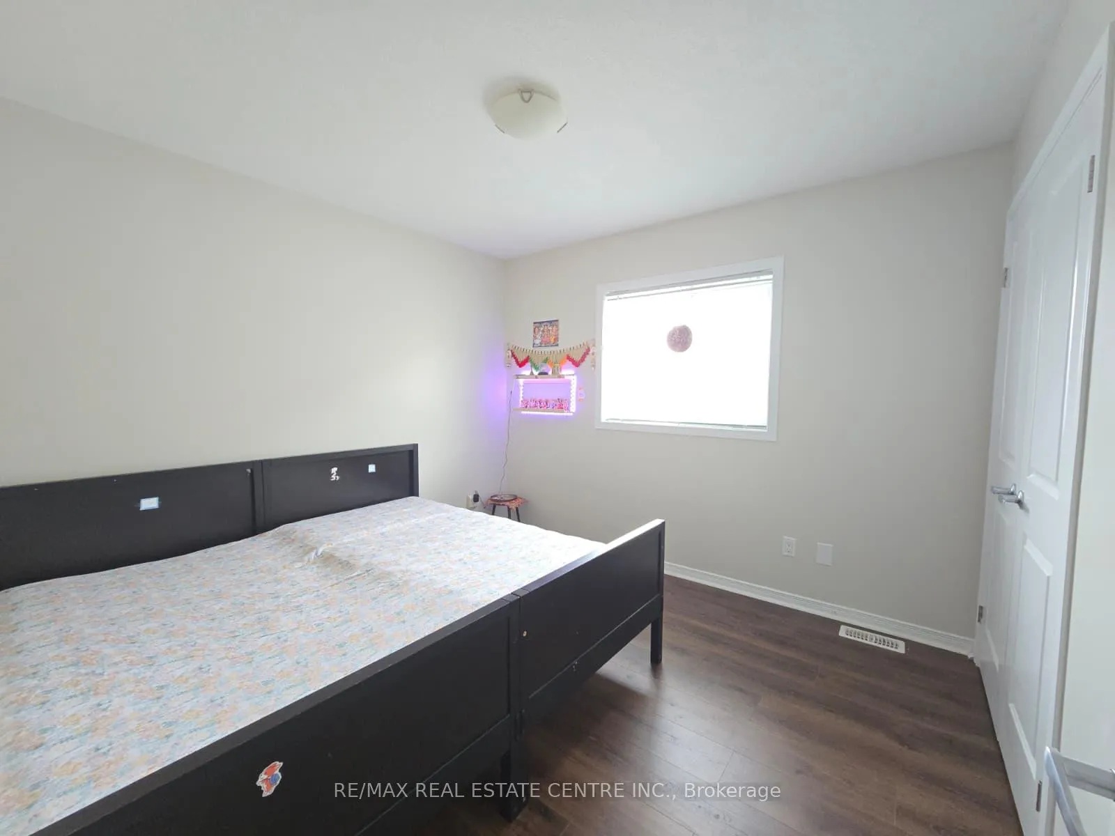 Photo 16 of 292 Ginseng Street, Waterloo — HOMEH
