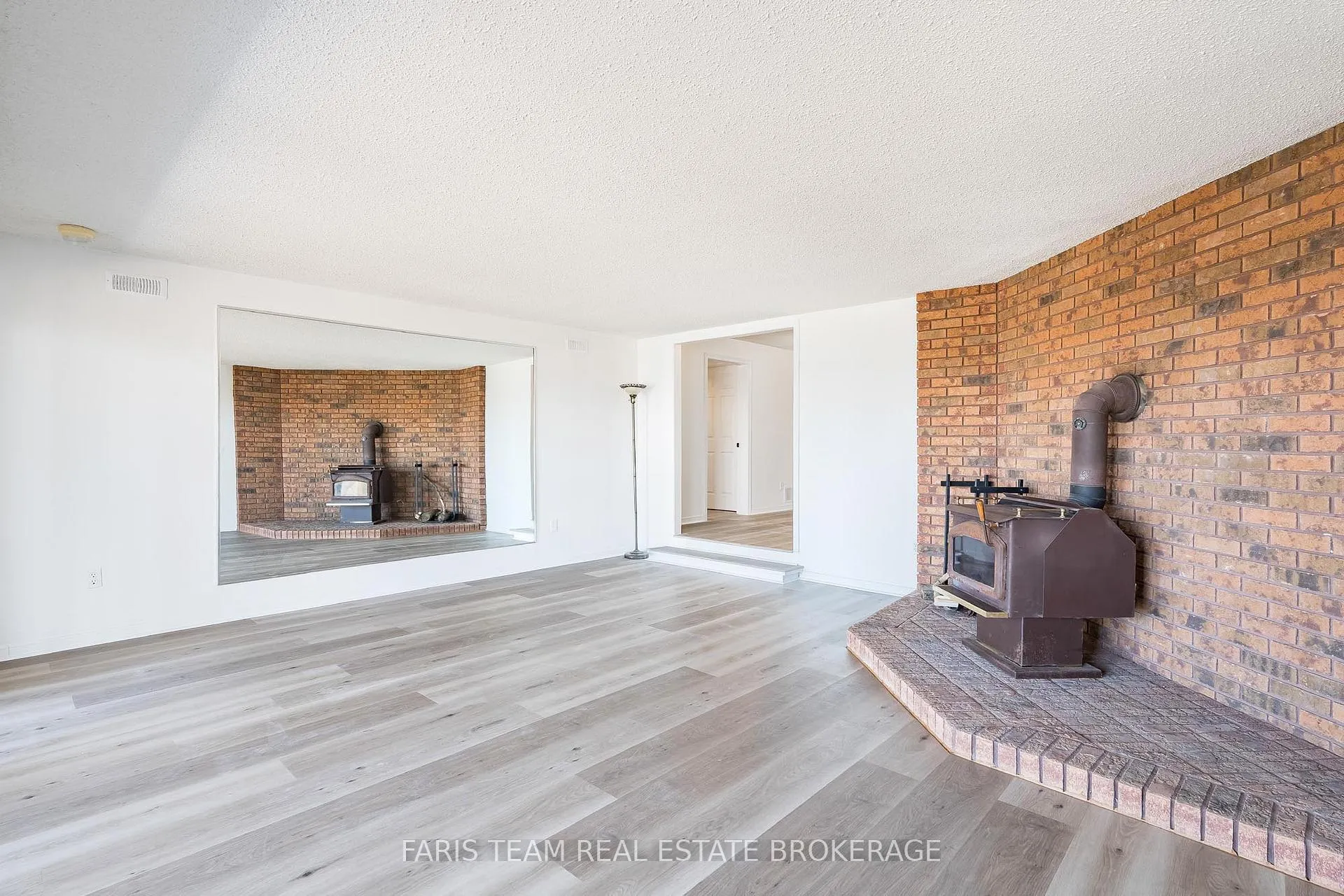 Photo 31 of 62 Woodcrest Road, Barrie, Allandale Heights — HOMEH