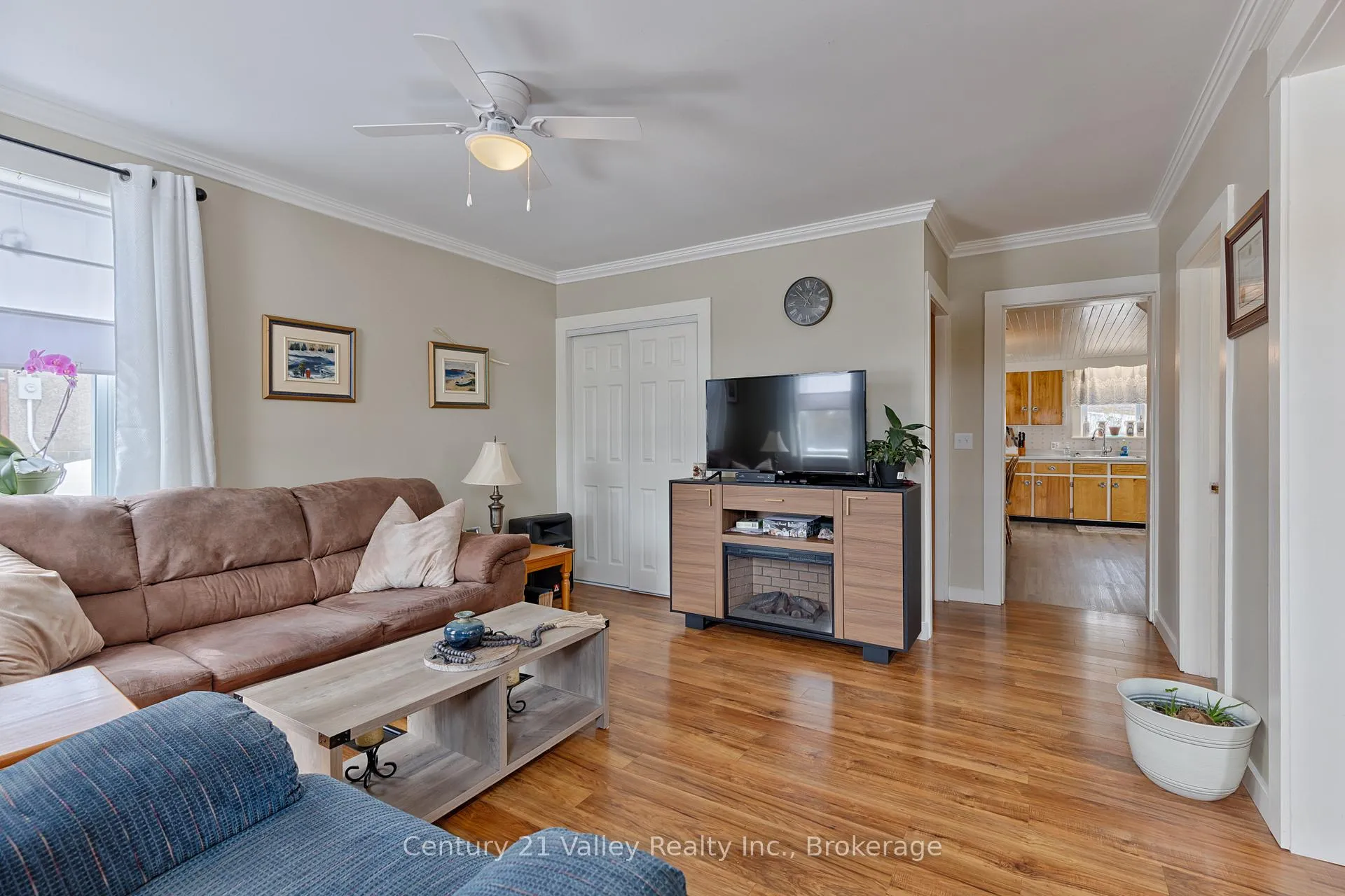 Photo 10 of 82 Bonnechere Street E, Bonnechere Valley, Eganville/Bonnechere Twp — HOMEH
