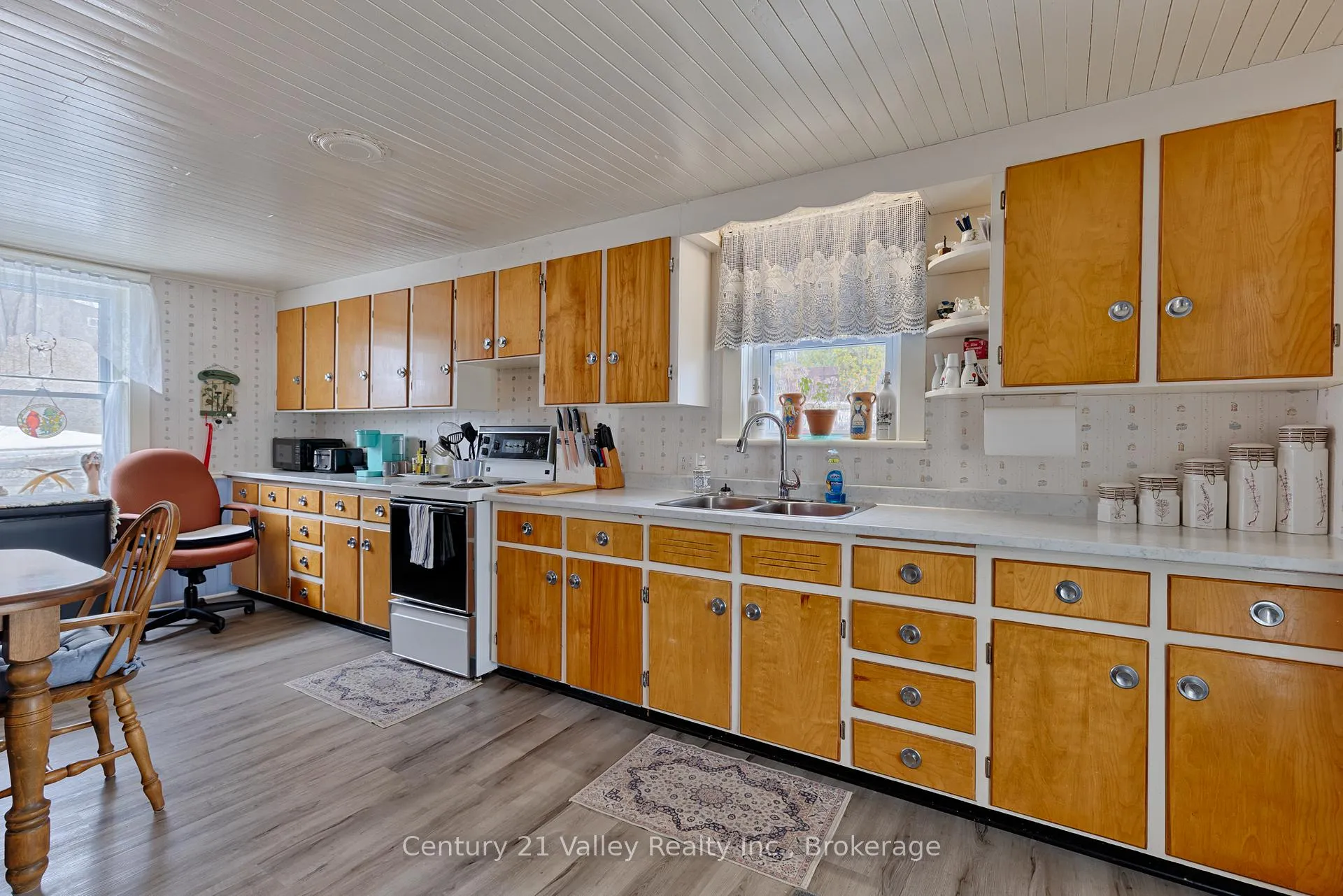 Photo 15 of 82 Bonnechere Street E, Bonnechere Valley, Eganville/Bonnechere Twp — HOMEH