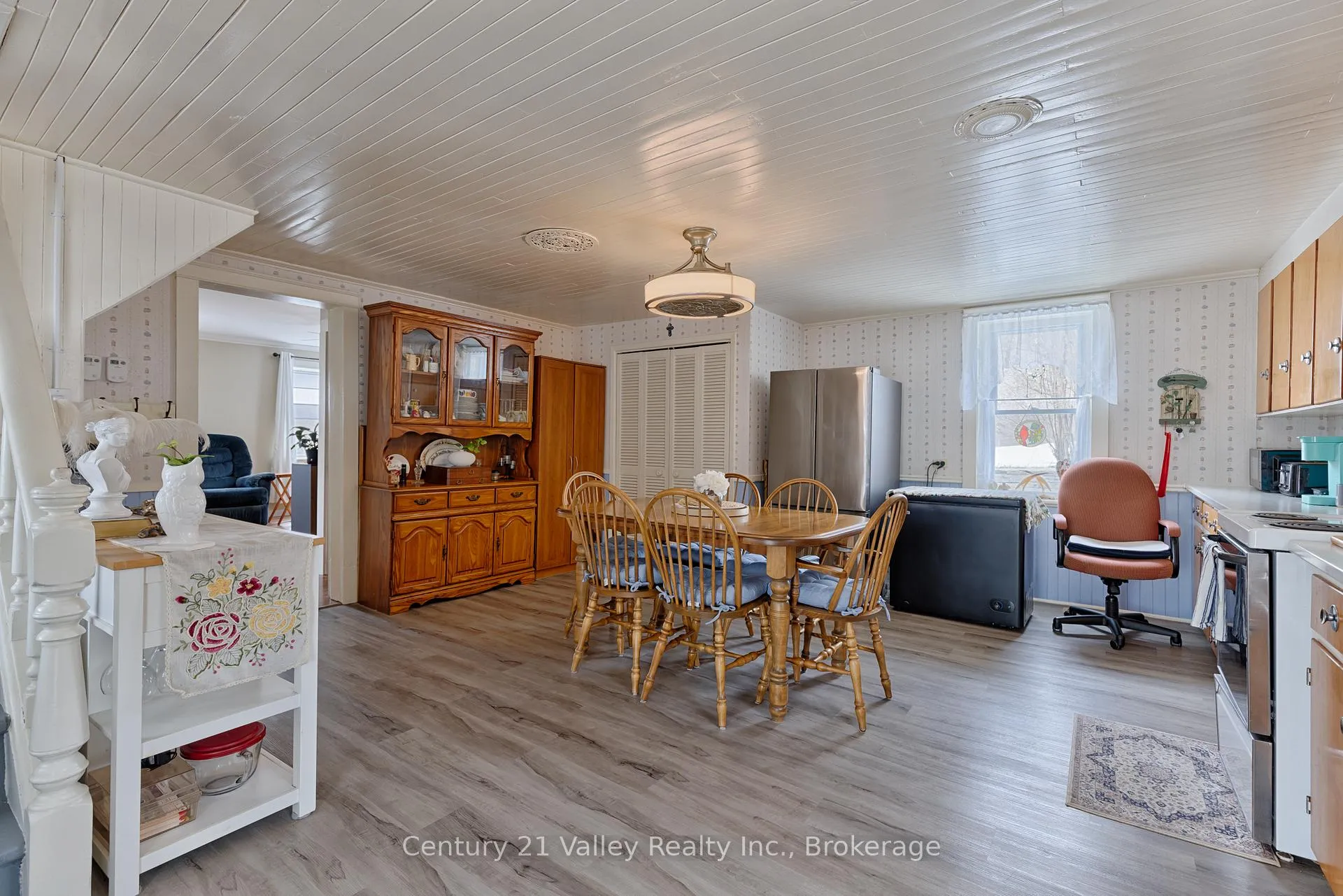 Photo 16 of 82 Bonnechere Street E, Bonnechere Valley, Eganville/Bonnechere Twp — HOMEH