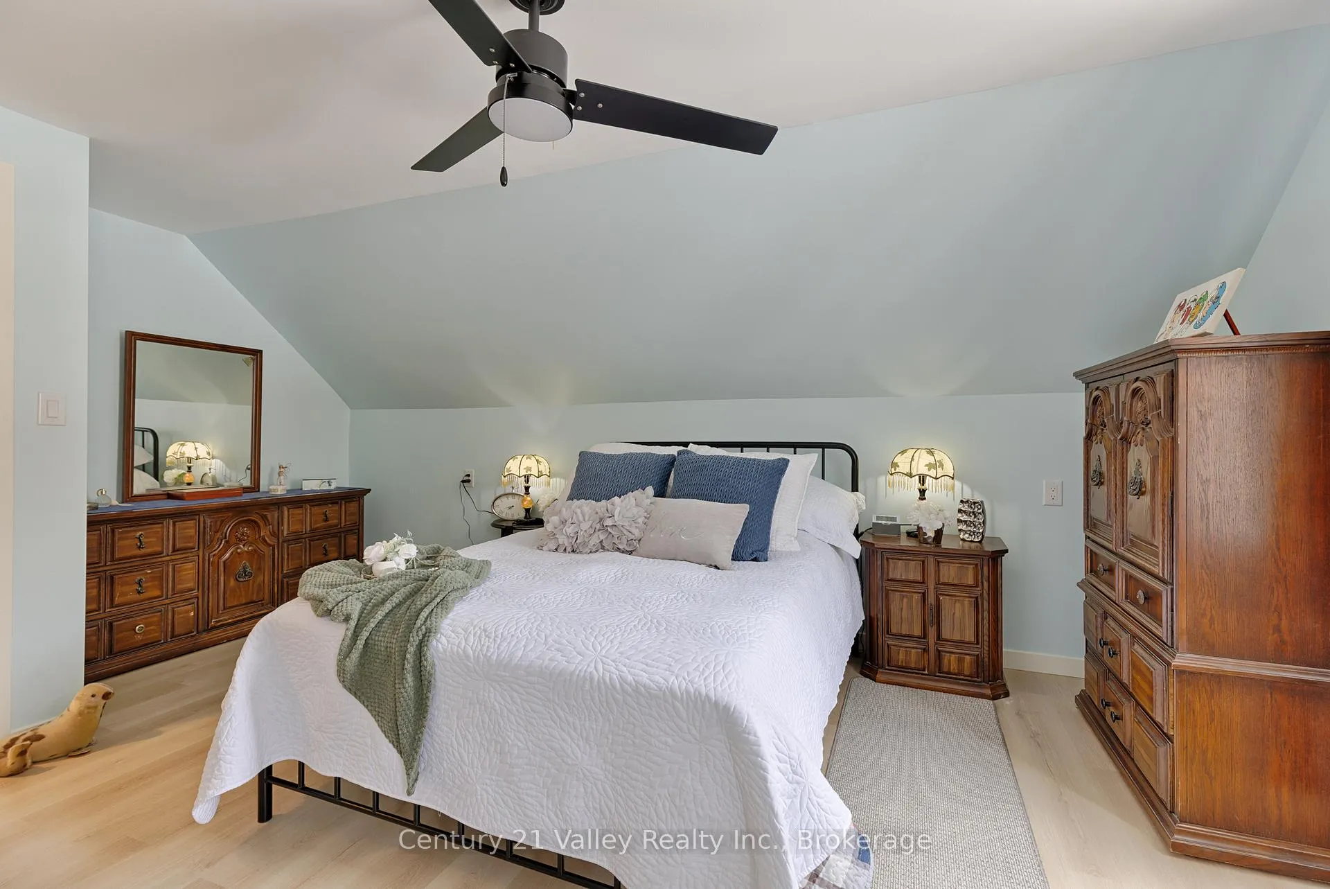 Photo 23 of 82 Bonnechere Street E, Bonnechere Valley, Eganville/Bonnechere Twp — HOMEH