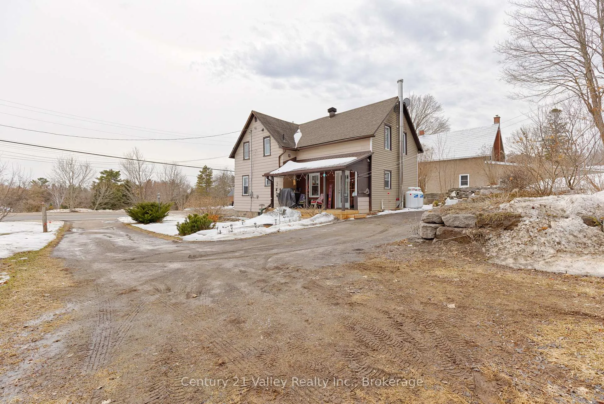 Photo 29 of 82 Bonnechere Street E, Bonnechere Valley, Eganville/Bonnechere Twp — HOMEH